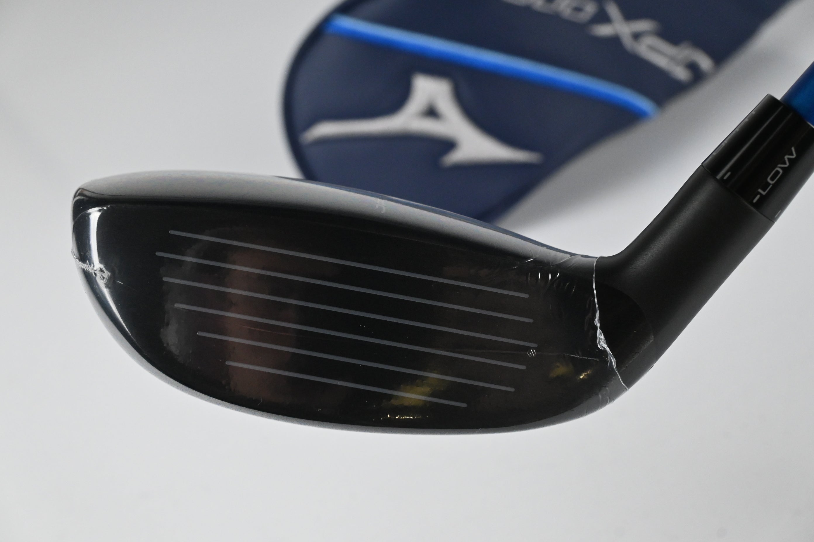 Mizuno JPX One #4 Hybrid / 22 Degree / Regular Flex Denali Frost Blue 70 Shaft