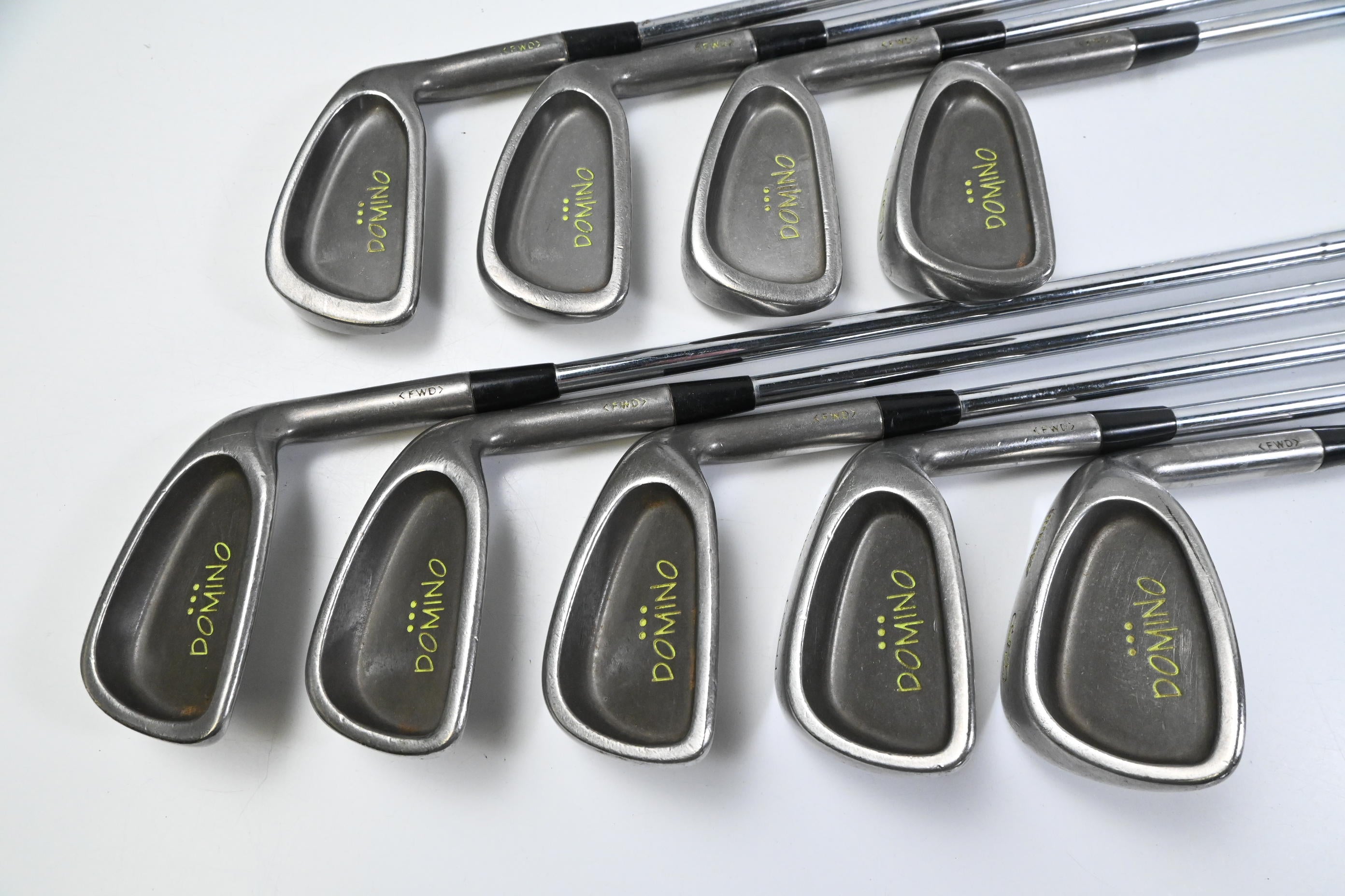 Mizuno Domino Irons / 3-PW+SW / Regular Flex Dynaflex 20 Shafts
