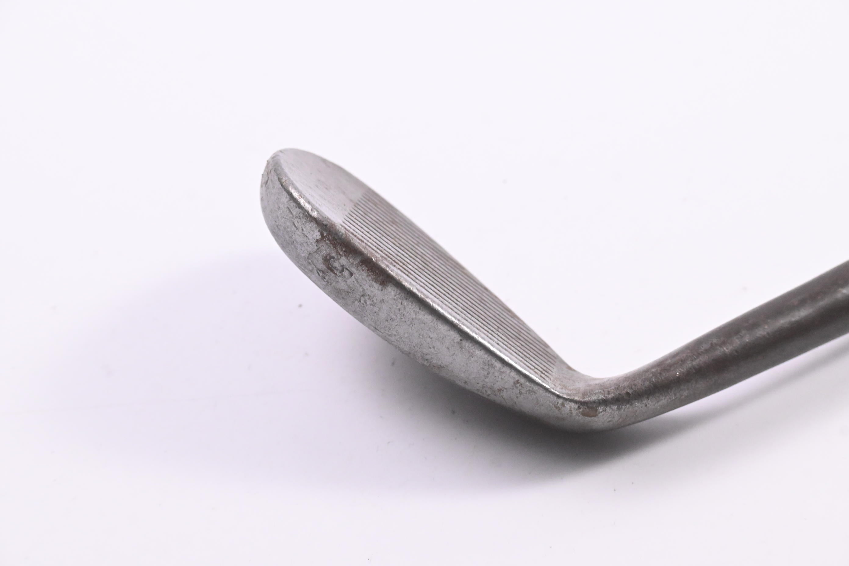 Titleist Vokey Spin Milled 2005 Sand Wedge / 54 Degree / Wedge Flex Dynamic Gold