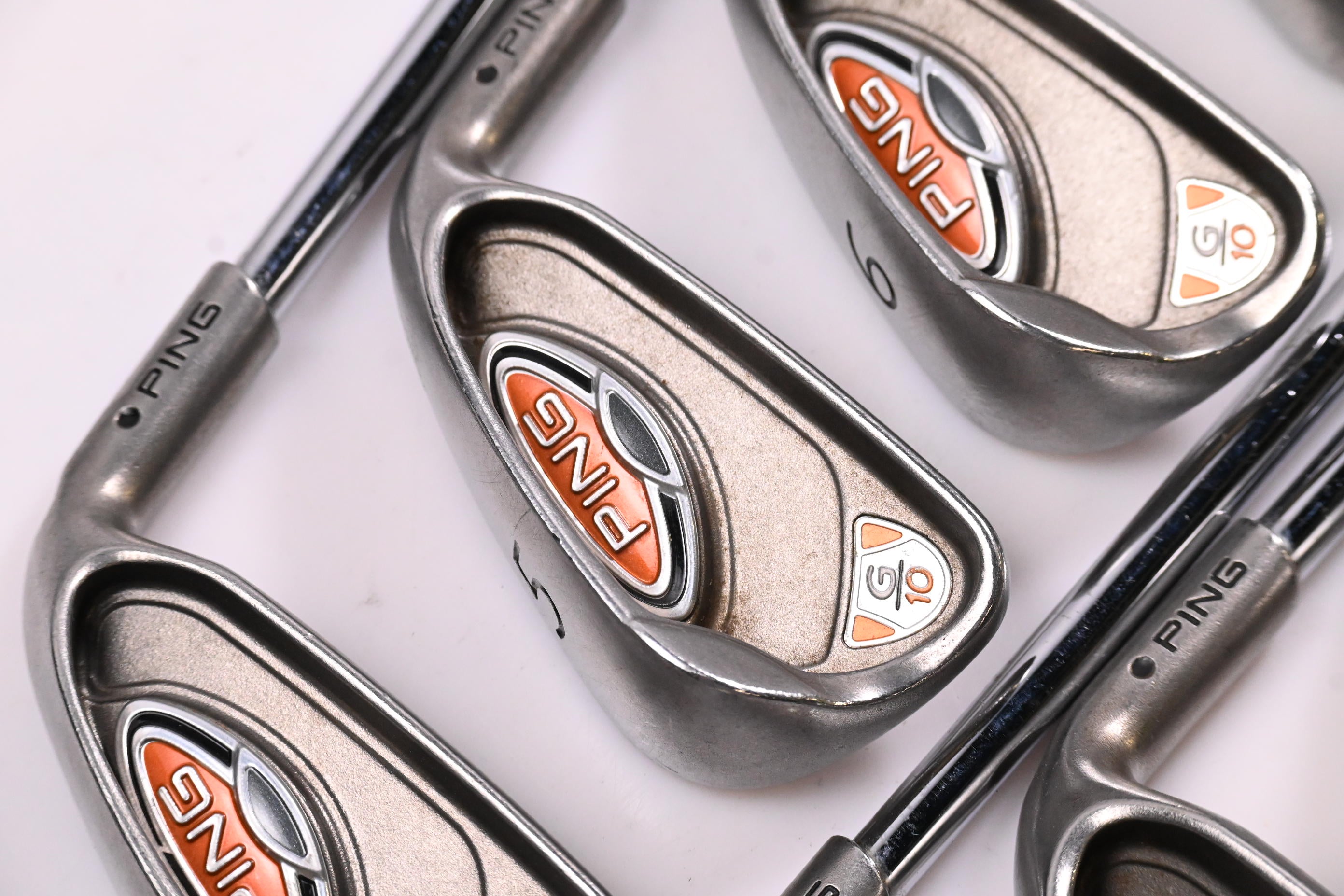 Ping G10 Irons / 4-PW+SW / Black Dot / Regular Flex Ping AWT Shafts