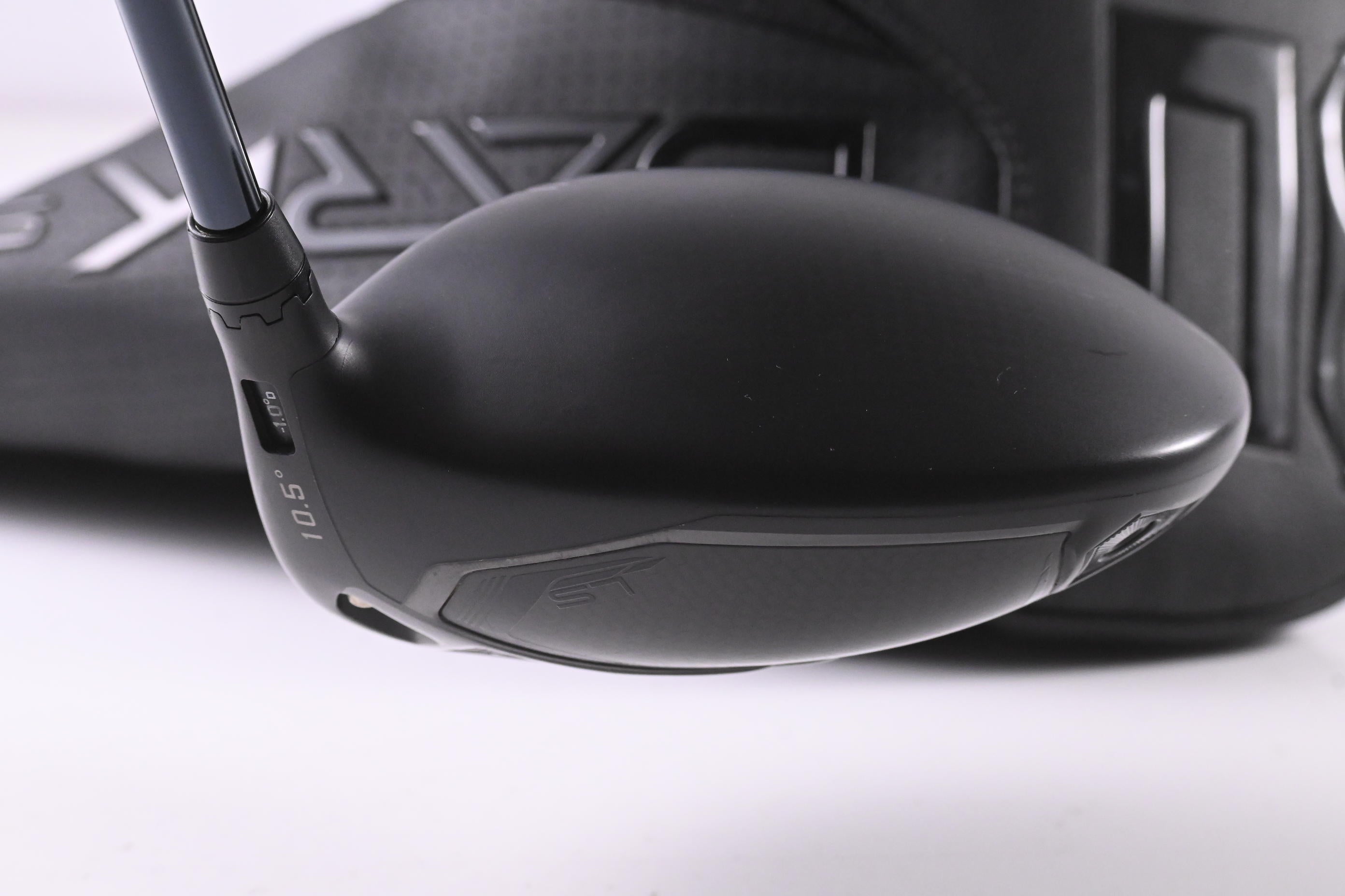 Cobra Darkspeed LS Driver / 10.5 Degree / Regular Flex UST LinQ Red 5 Shaft