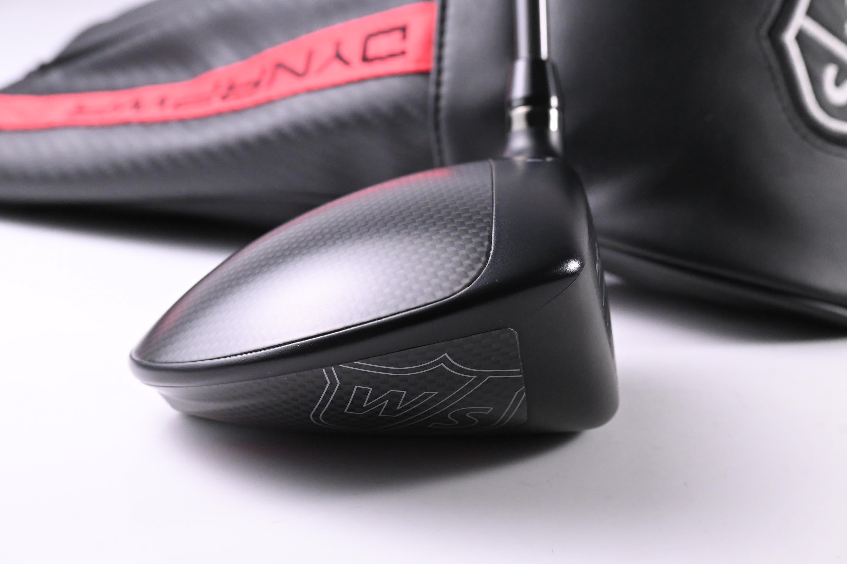 Wilson Dynapower Carbon 2023 Driver / 9 Degree / Stiff Flex Evenflow Riptide 50