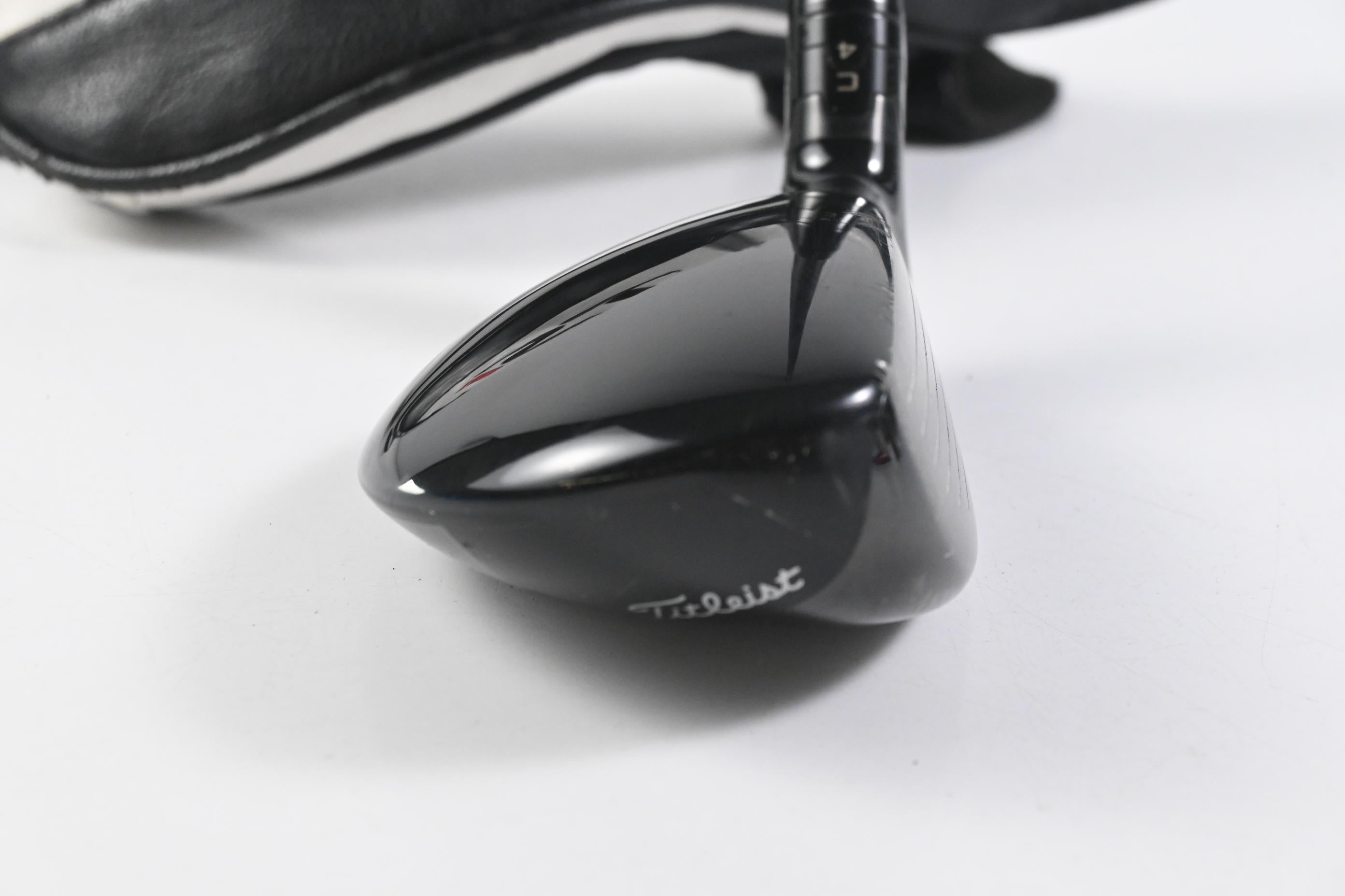 Titleist TSi2 #3 Hybrid / 18 Degree / Regular Flex Kuro Kage 55 Shaft