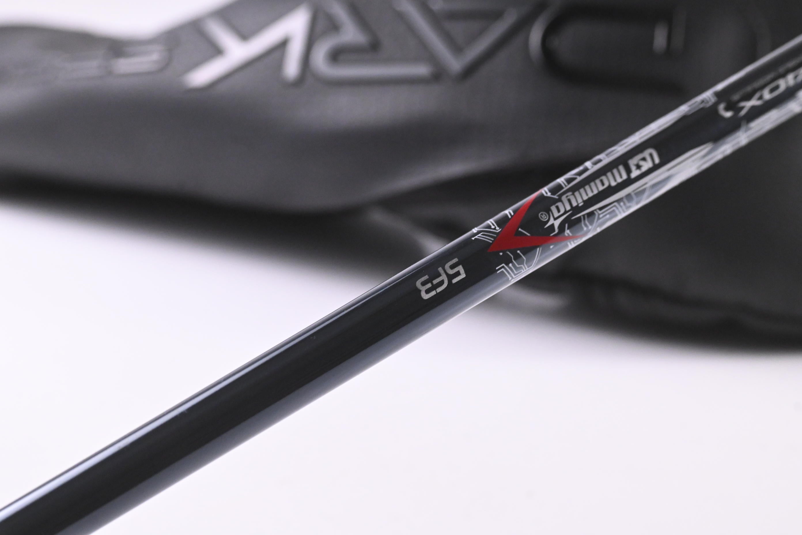 Cobra Darkspeed LS Driver / 10.5 Degree / Regular Flex UST LinQ Red 5 Shaft