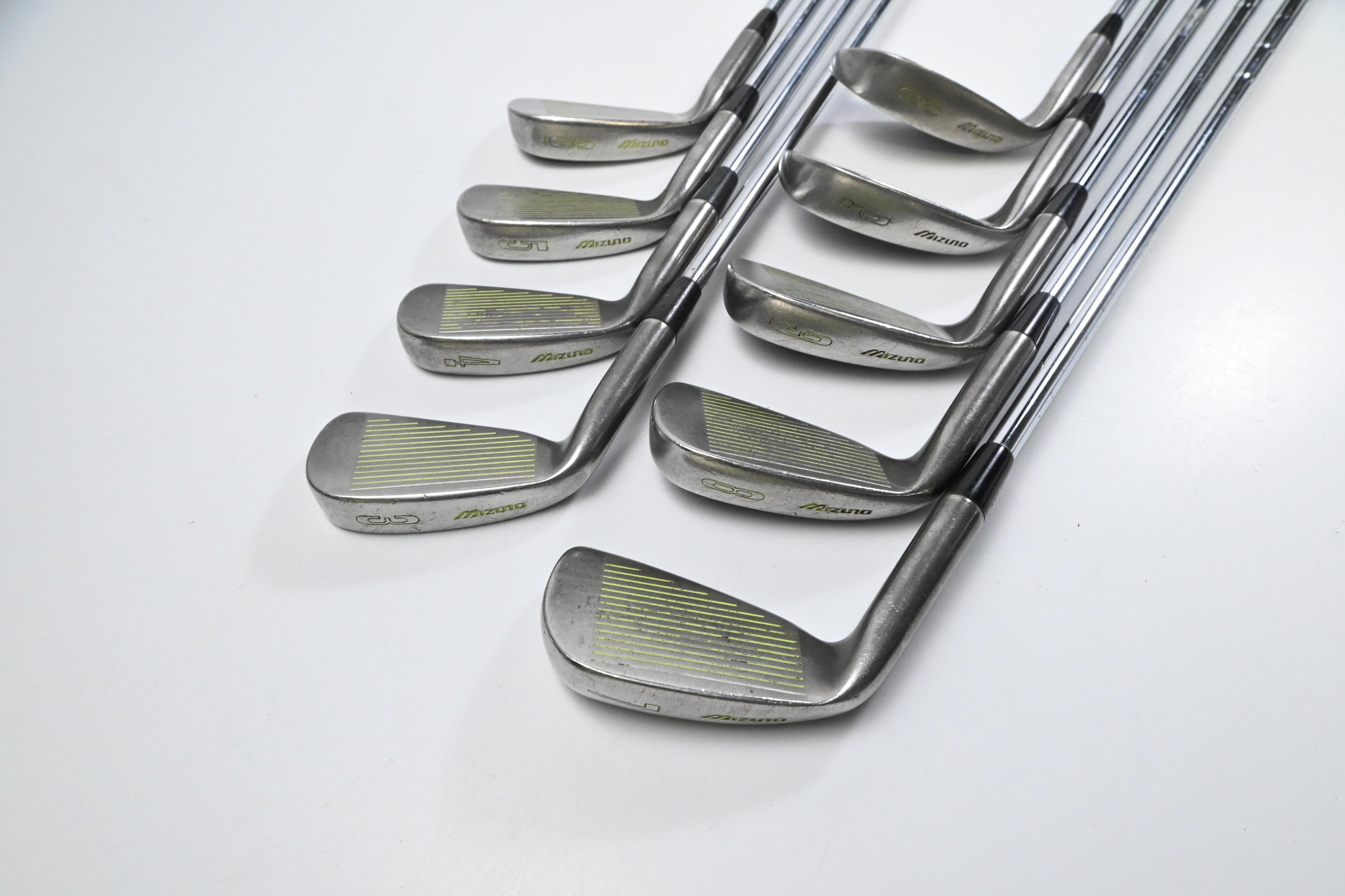 Mizuno Domino Irons / 3-PW+SW / Regular Flex Dynaflex 20 Shafts