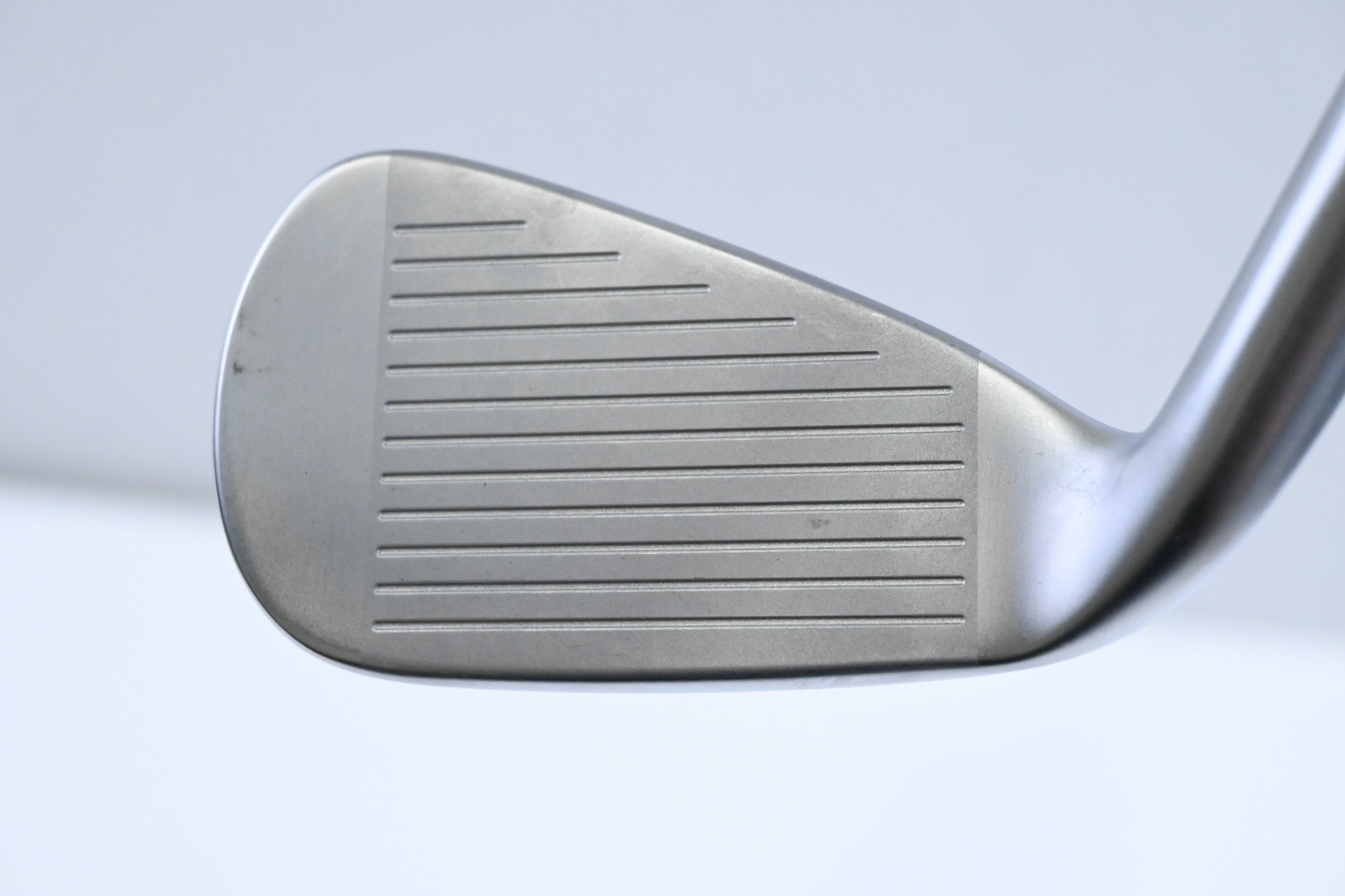 Mizuno JPX 925 Hot Metal HL #6 Iron / Regular Flex Dynamic Gold 105 R300 Shaft