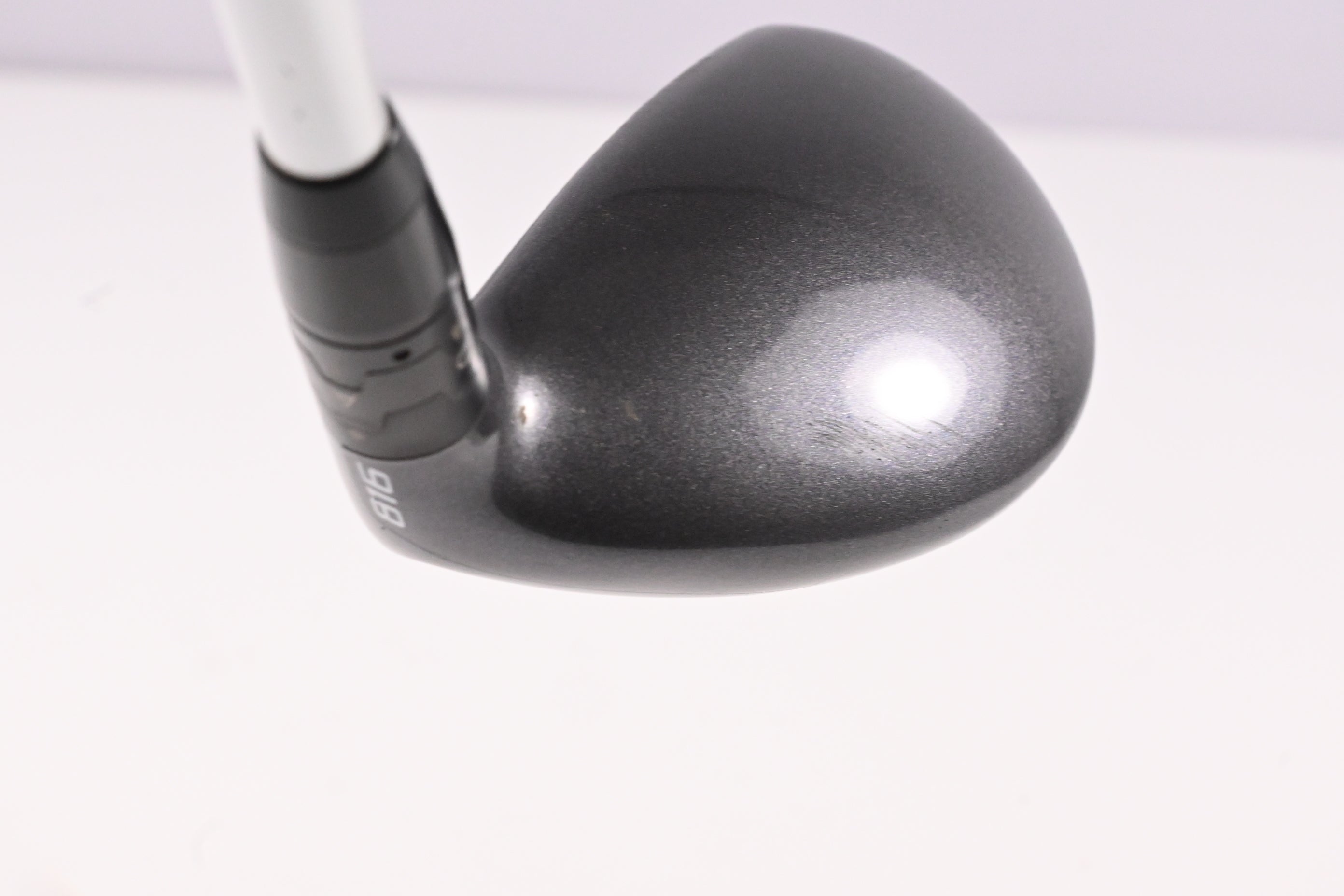 Titleist 816 H2 #3 Hybrid / 19 Degree / Stiff Flex Aldila Rogue Silver 95 MSI 85