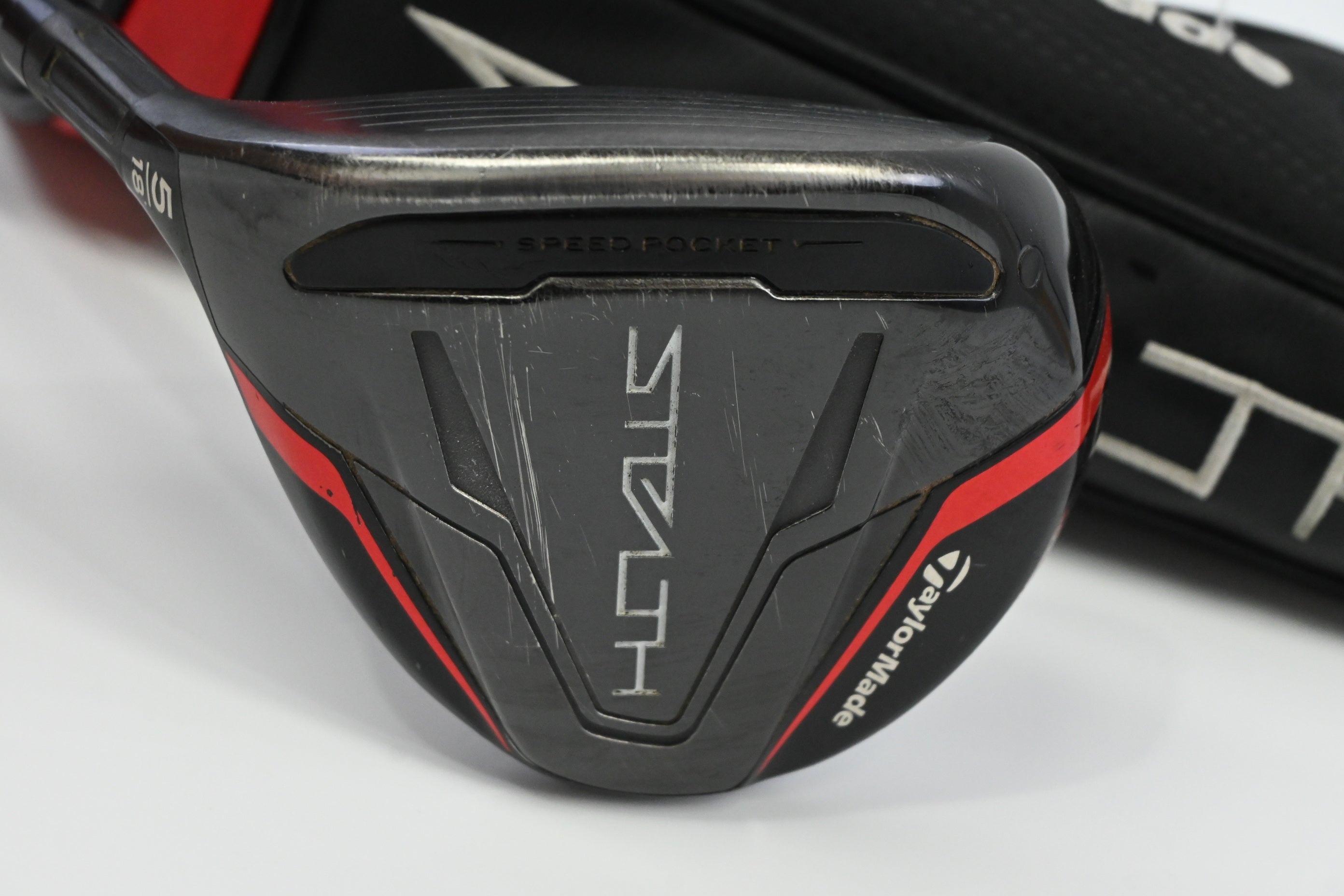Left Hand Taylormade Stealth #5 Wood / 18 Degree / Regular Flex Ventus Red 5