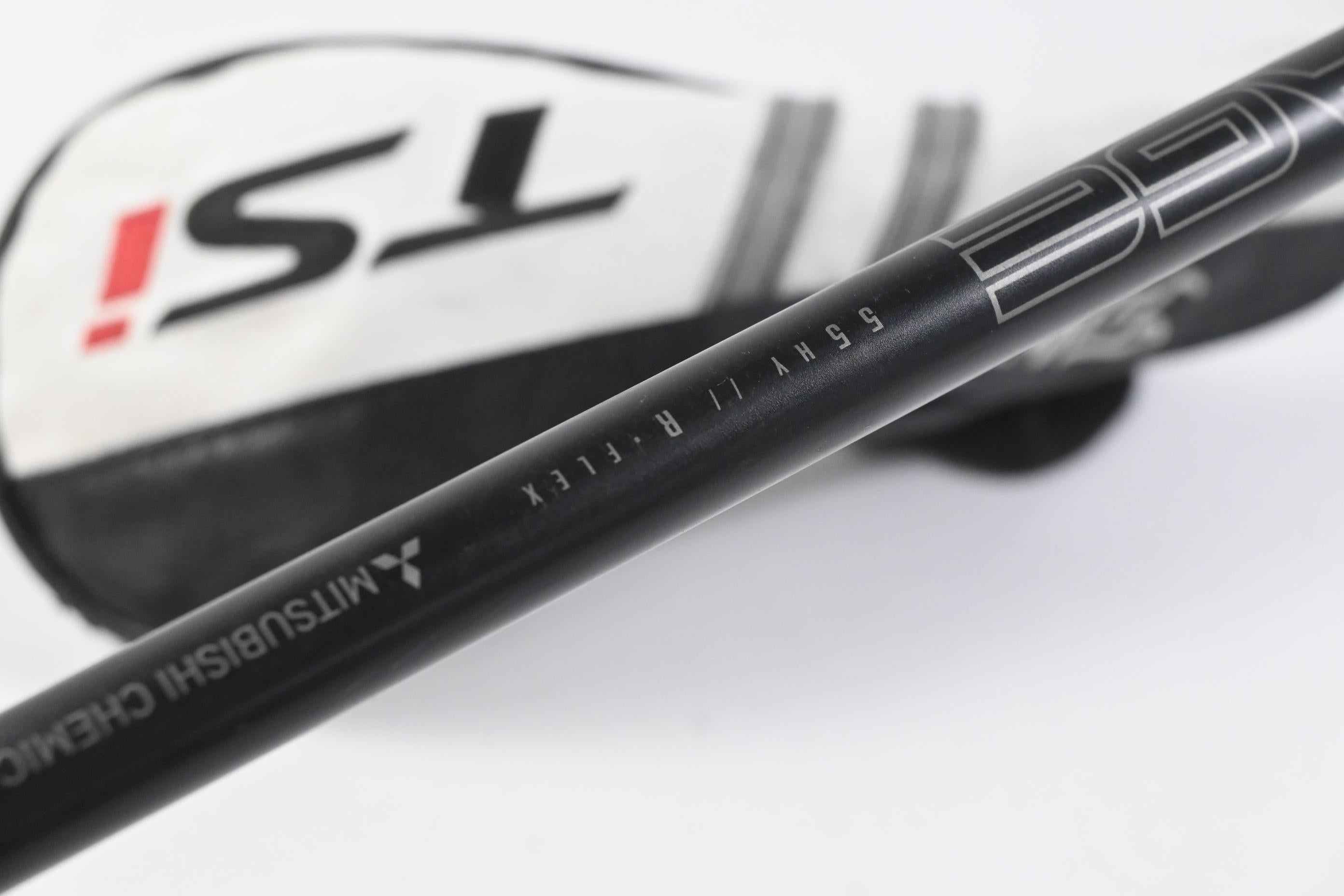 Titleist TSi2 #3 Hybrid / 18 Degree / Regular Flex Kuro Kage 55 Shaft