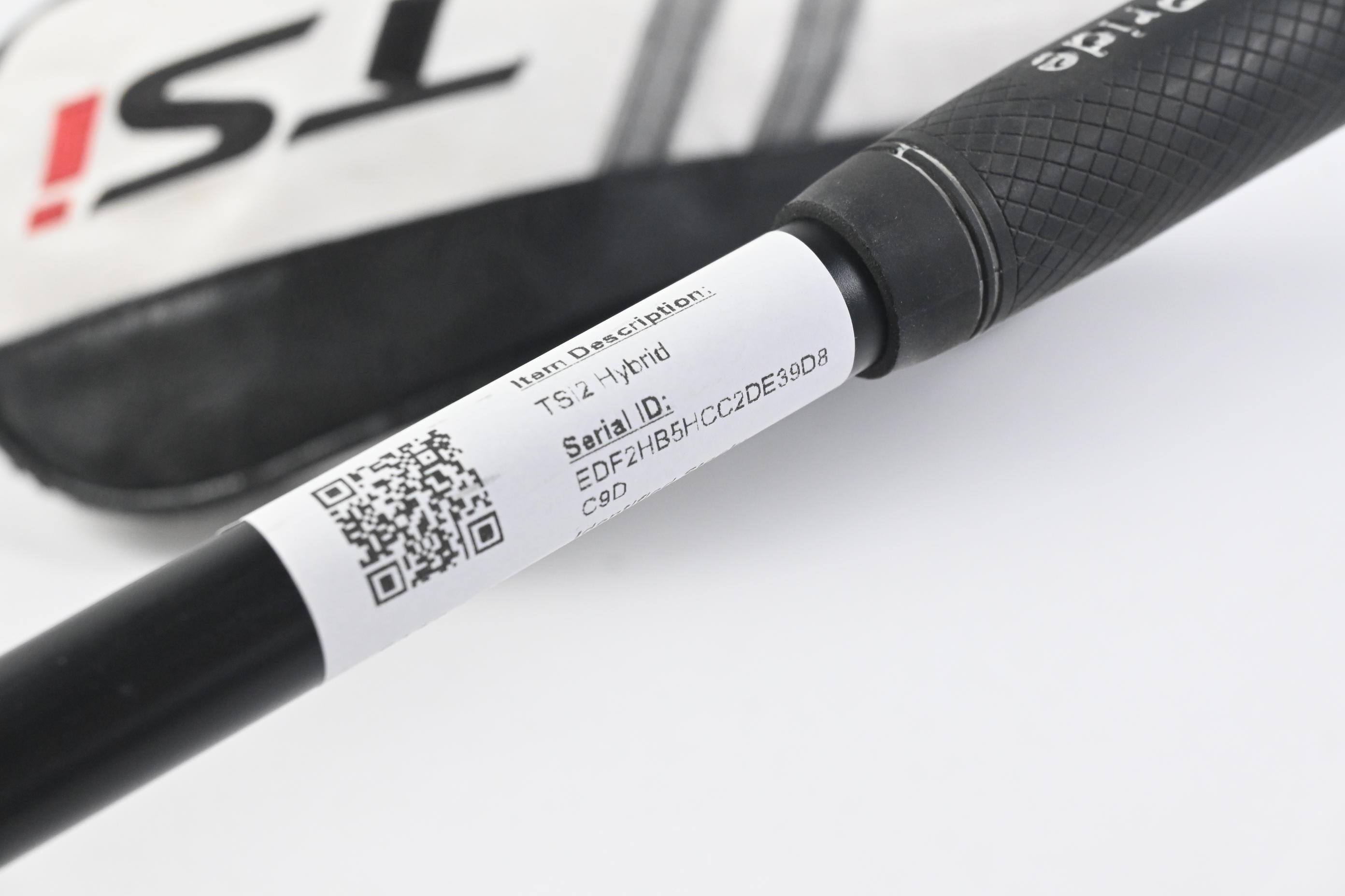 Titleist TSi2 #3 Hybrid / 18 Degree / Regular Flex Kuro Kage 55 Shaft