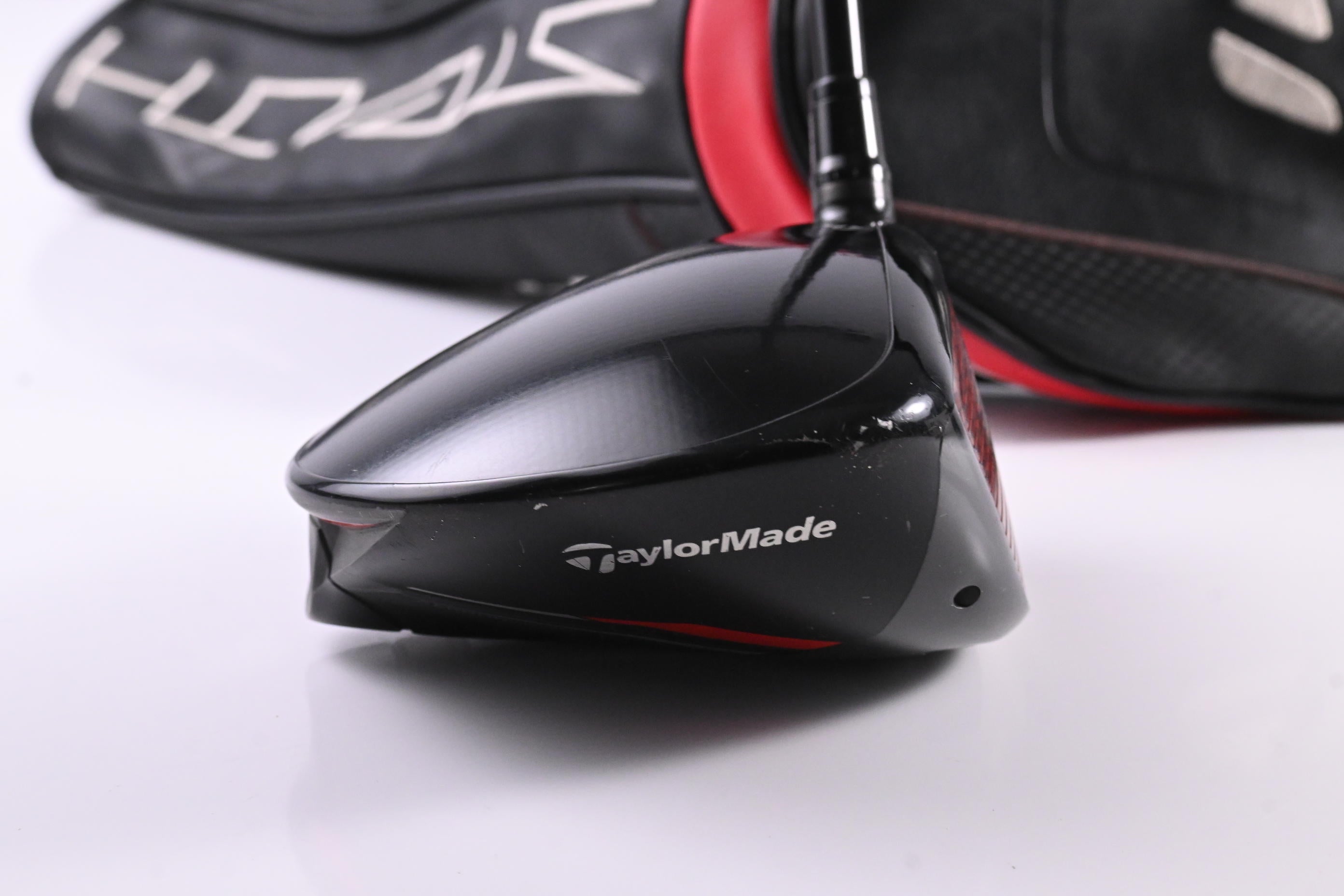 Taylormade Stealth HD Driver / 10.5 Degree / Regular Flex Fujikura Air Speeder