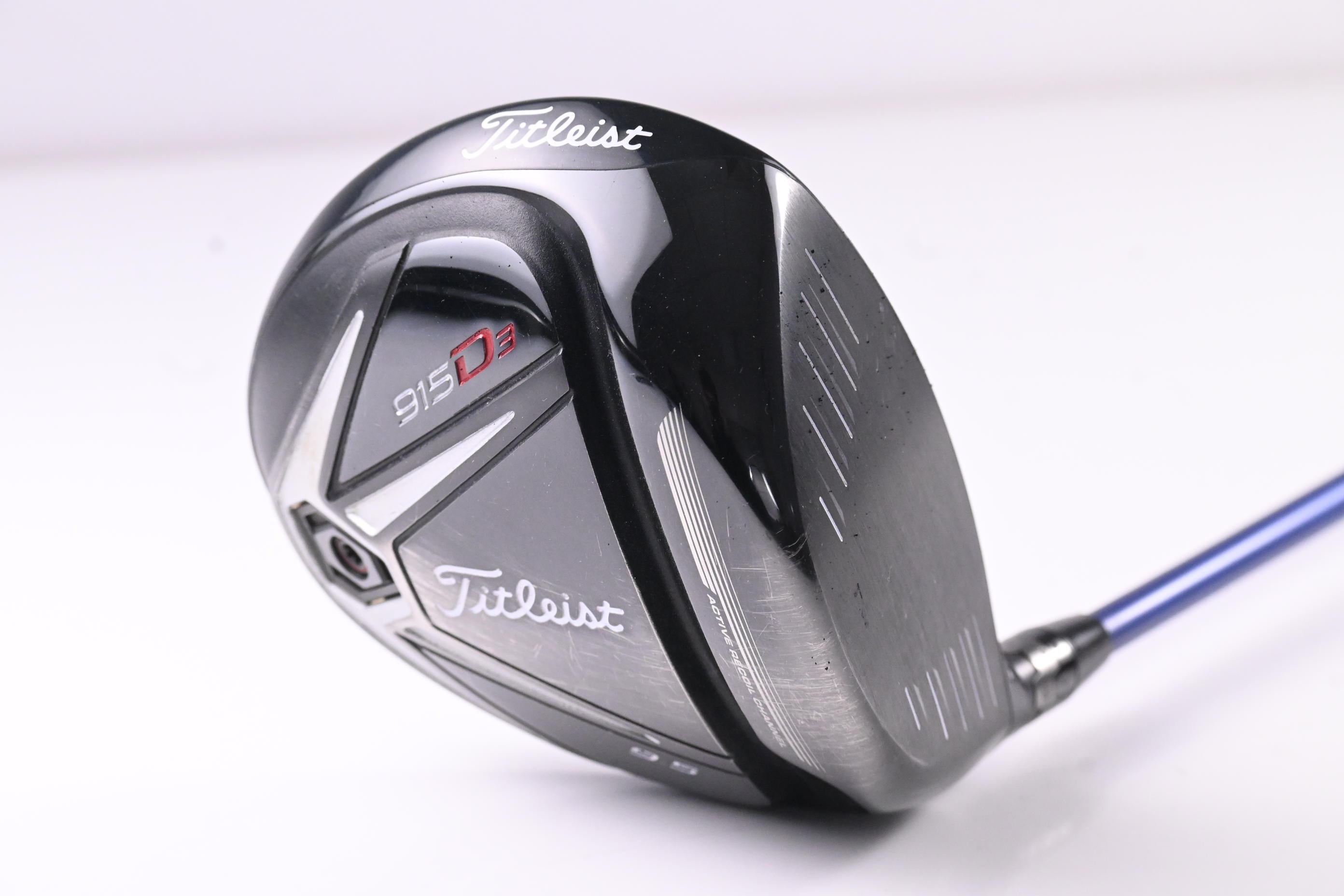 Titleist 915 D2 Driver / 9.5 Degree / Stiff Flex Diamana S+ Blue 62 Shaft