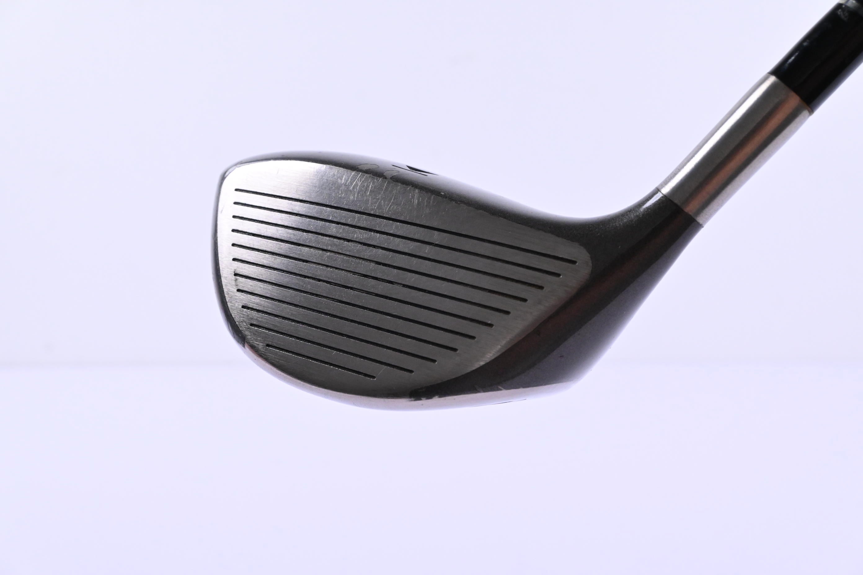 Titleist 975 D Driver / 11.5 Degree / Regular Flex Grafalloy PowerLite Shaft