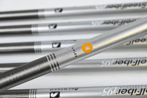 Ping G425 Irons / 5-PW+GW / Black Dot / Stiff Flex Aerotech Steelfiber i95 Shafts