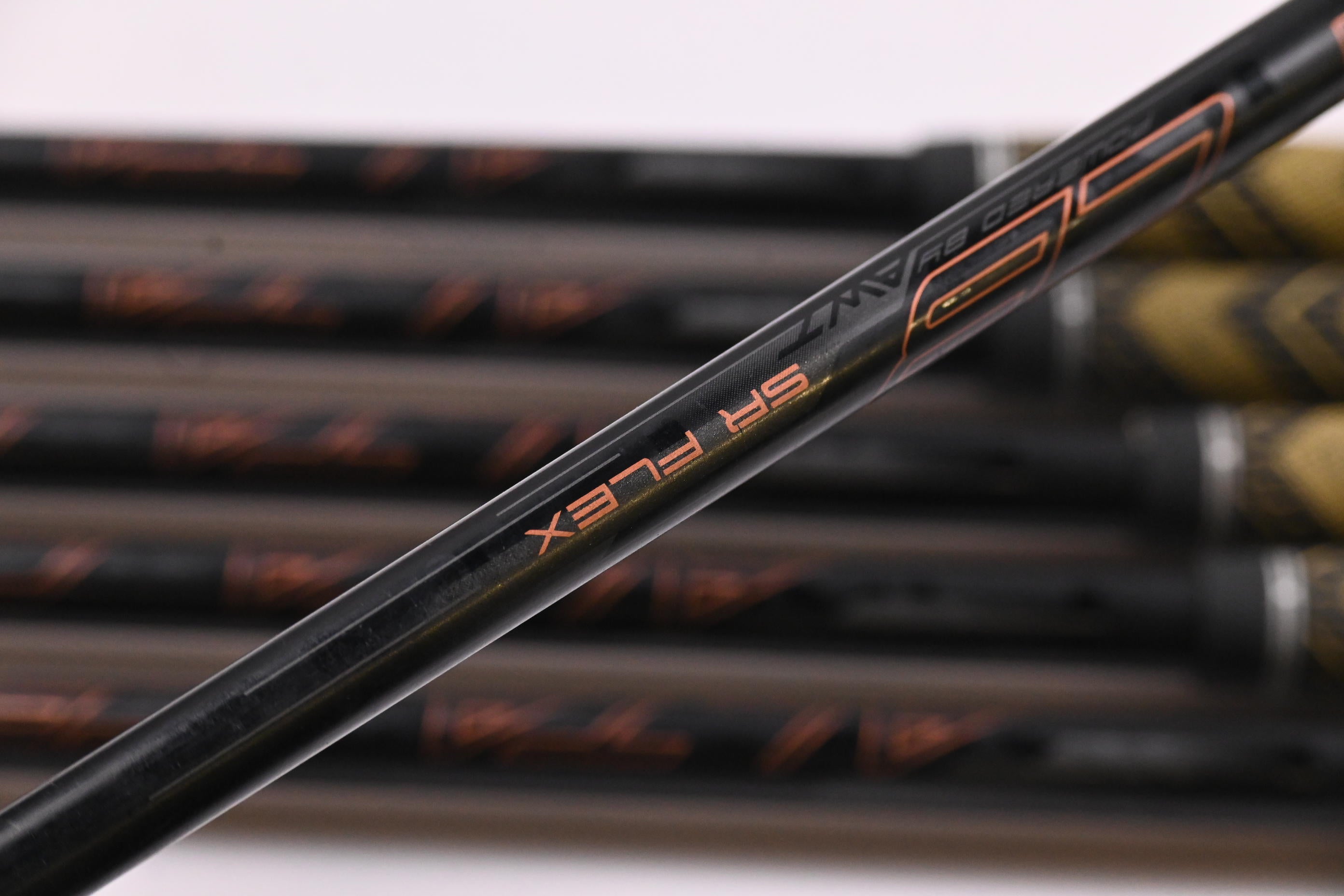 Ping G400 Irons / 5-PW / Red Dot / Senior Flex Ping Alta CB Shafts