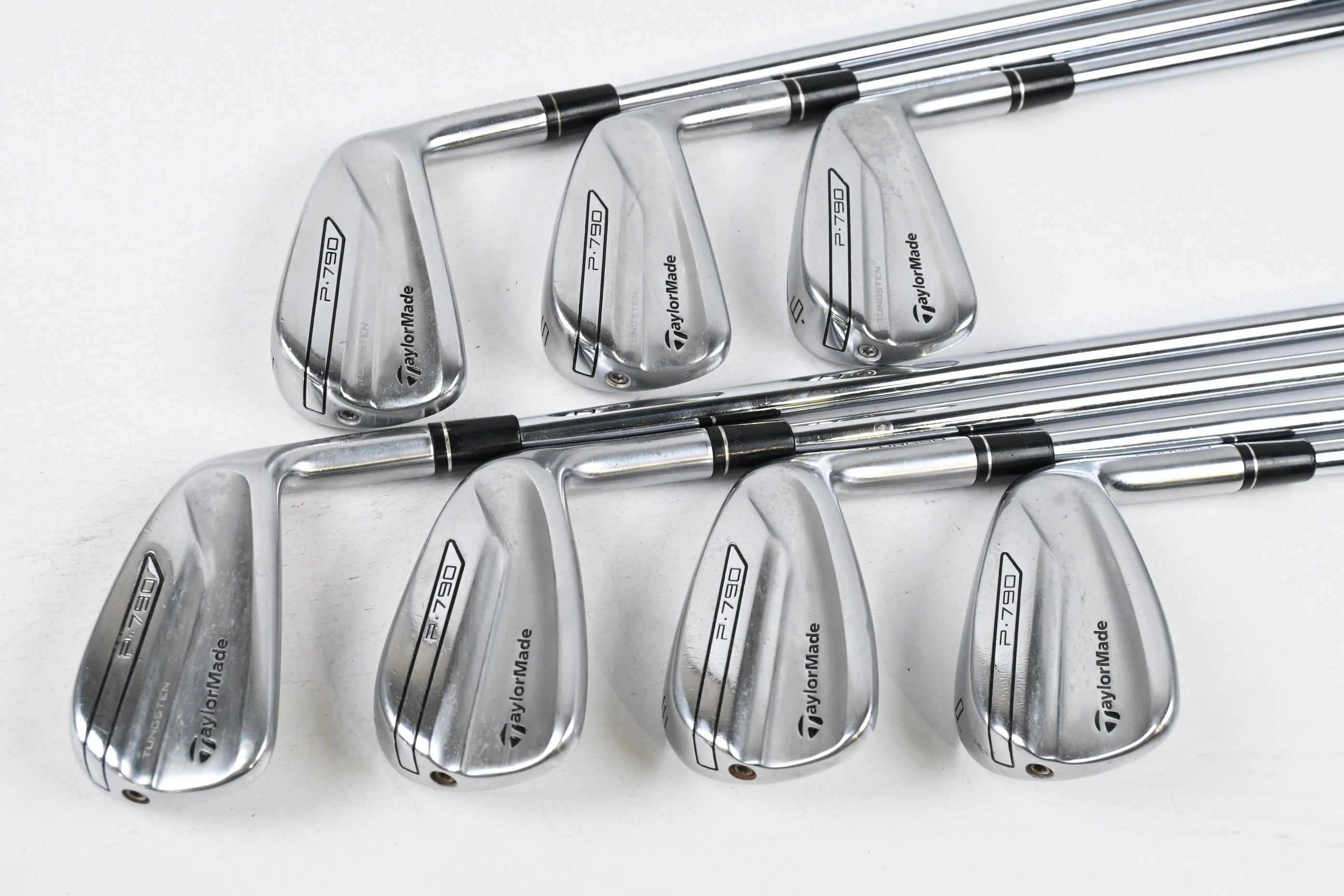 Taylormade P790 2017 Irons / 4-PW / Regular Flex Dynamic Gold 105 R300 Shafts