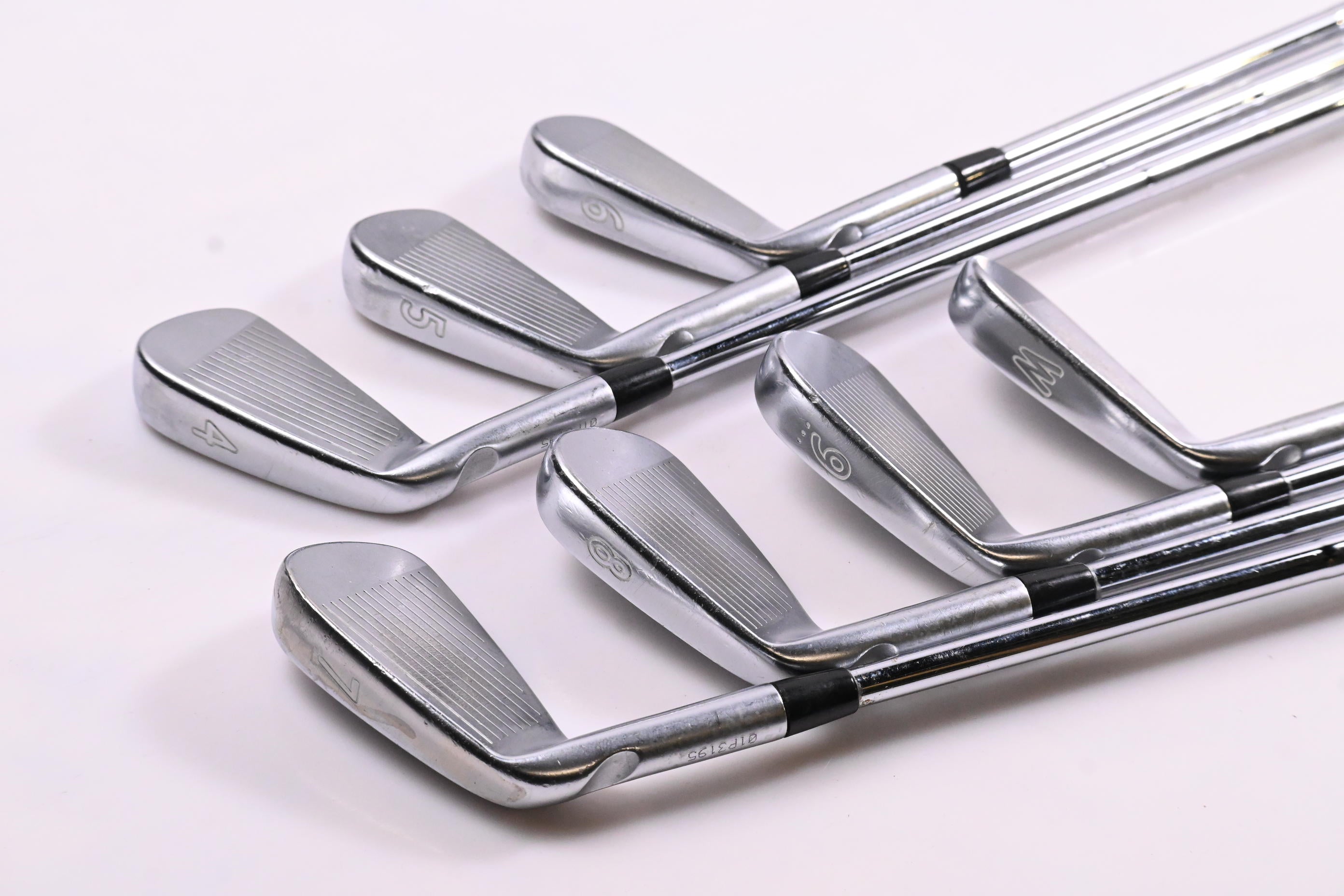 Ping iBlade Irons / 4-PW / Black Dot / X-Flex Dynamic Gold X100 Shafts