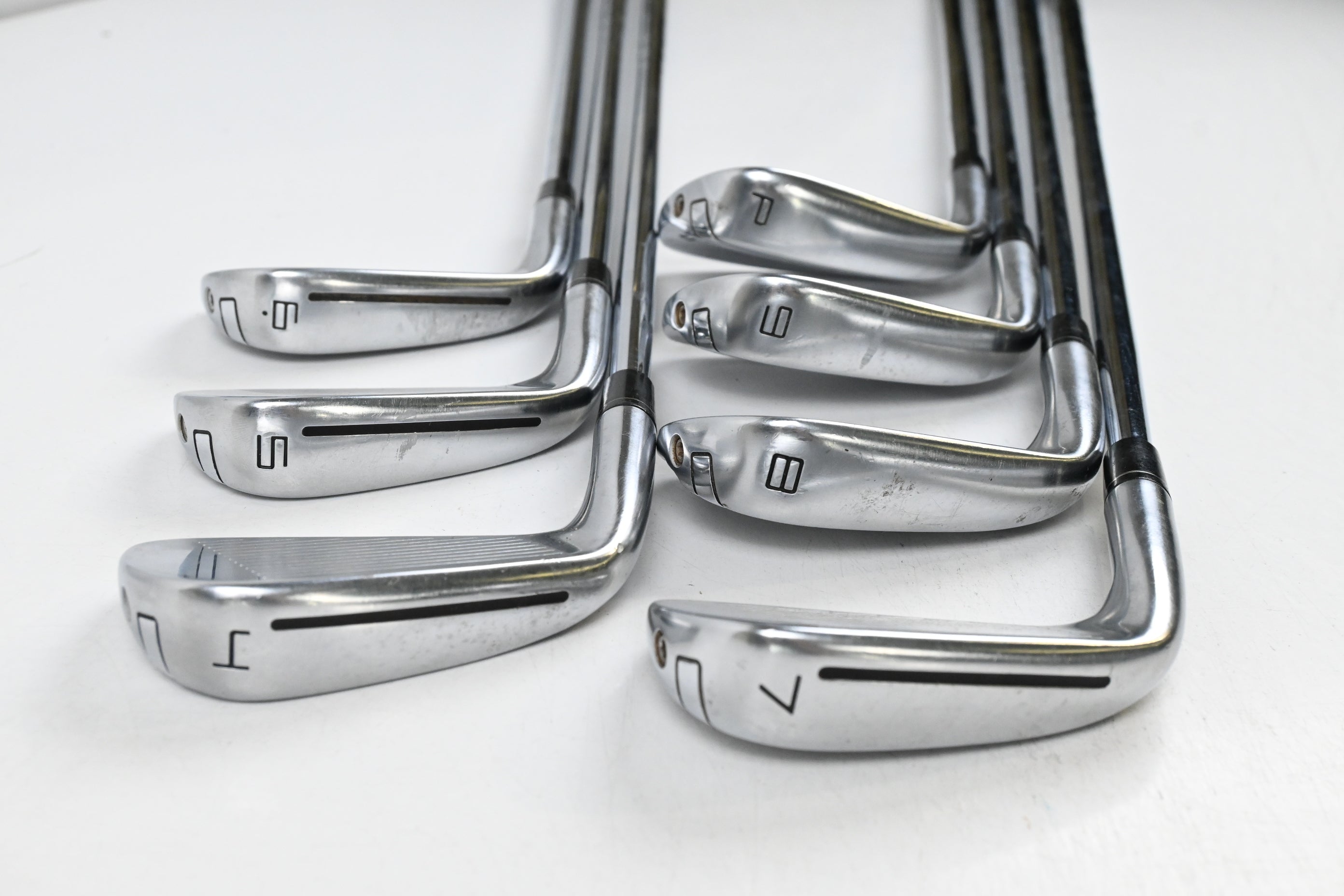 Taylormade P790 2017 Irons / 4-PW / Regular Flex Dynamic Gold 105 R300 Shafts