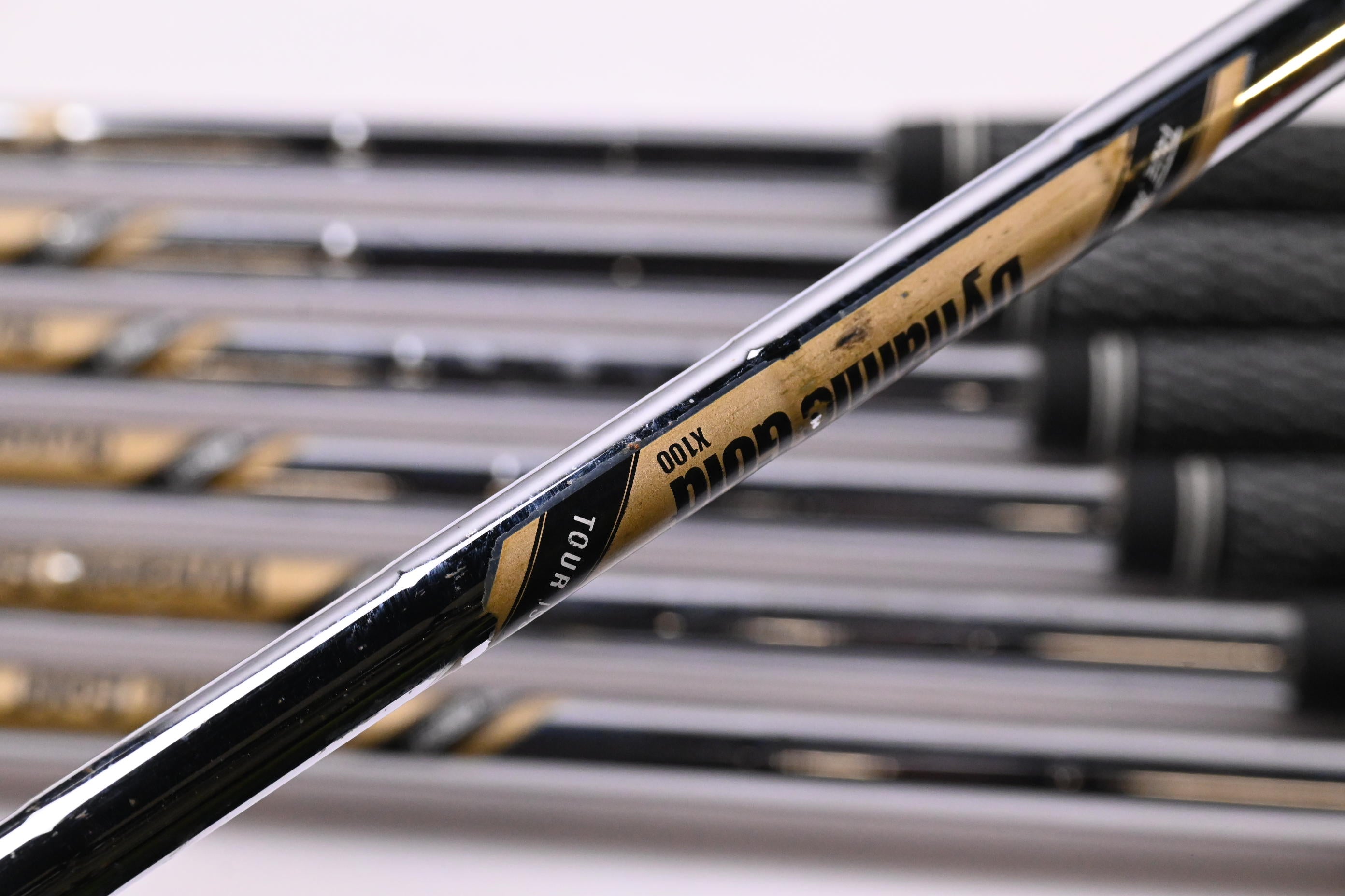 Ping iBlade Irons / 4-PW / Black Dot / X-Flex Dynamic Gold X100 Shafts