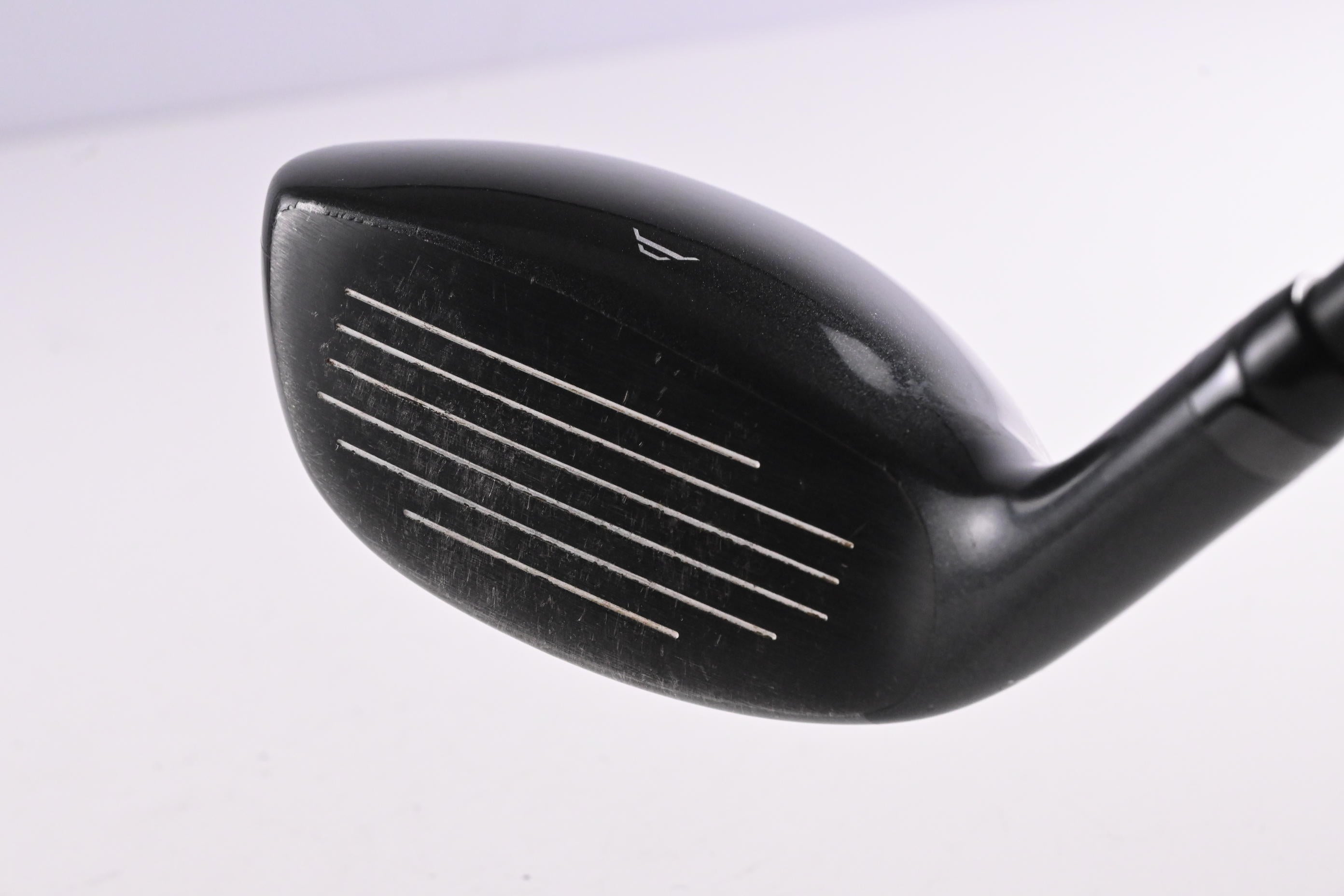 Wilson Launch Pad #3 Hybrid / 19.5 Degree / Senior Flex UST Mamiya Helium Black
