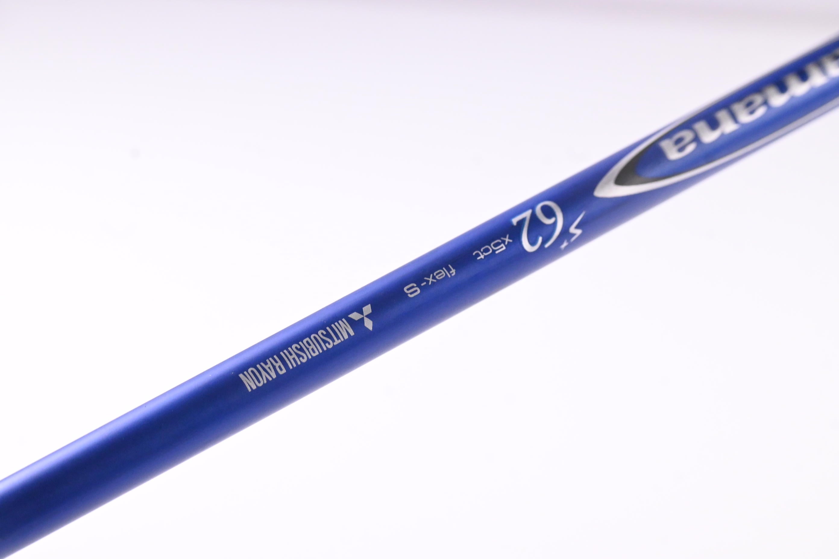 Titleist 915 D2 Driver / 9.5 Degree / Stiff Flex Diamana S+ Blue 62 Shaft