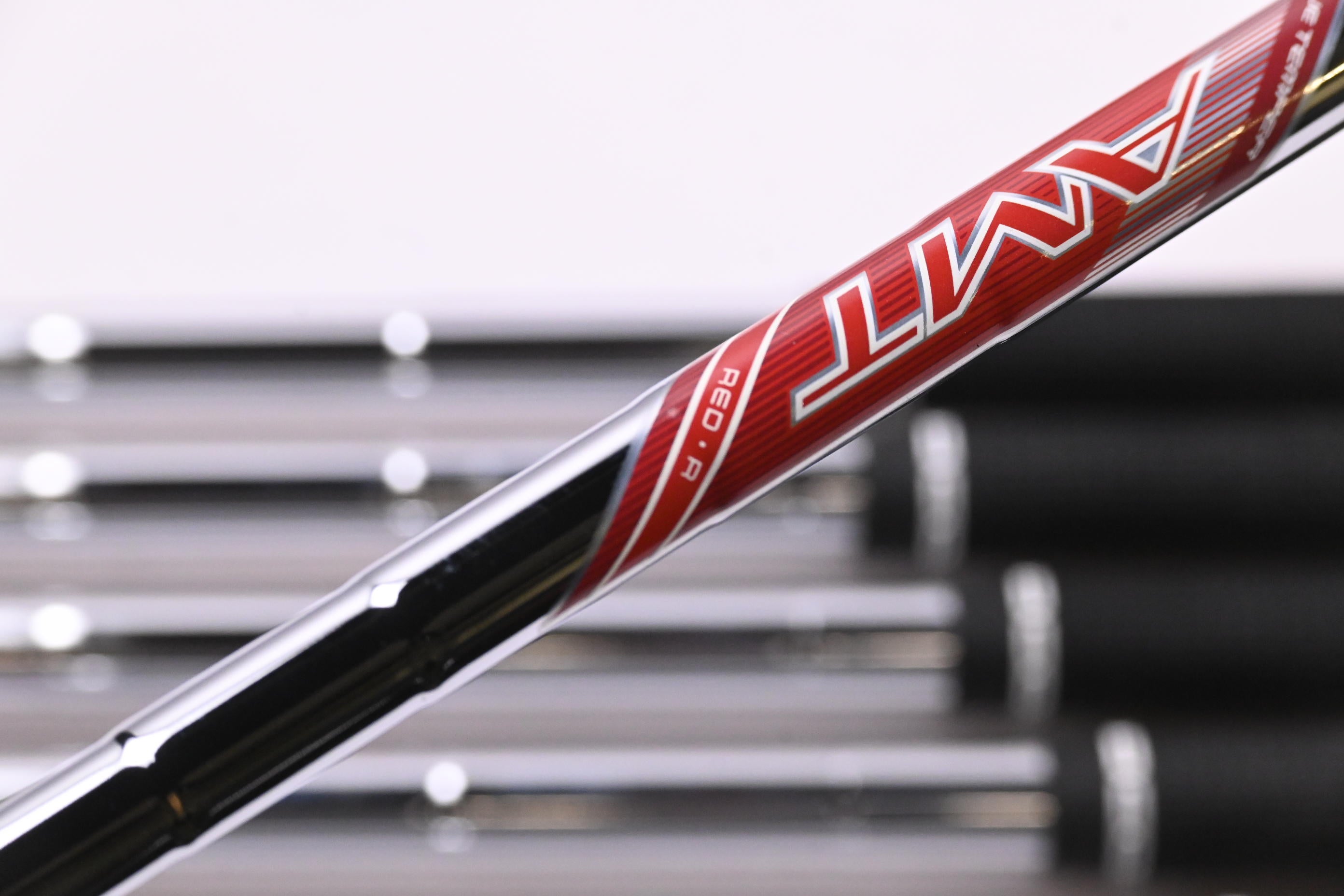 Titleist T350 2025 Irons / 5-PW+GW / Regular Flex AMT Red Shafts