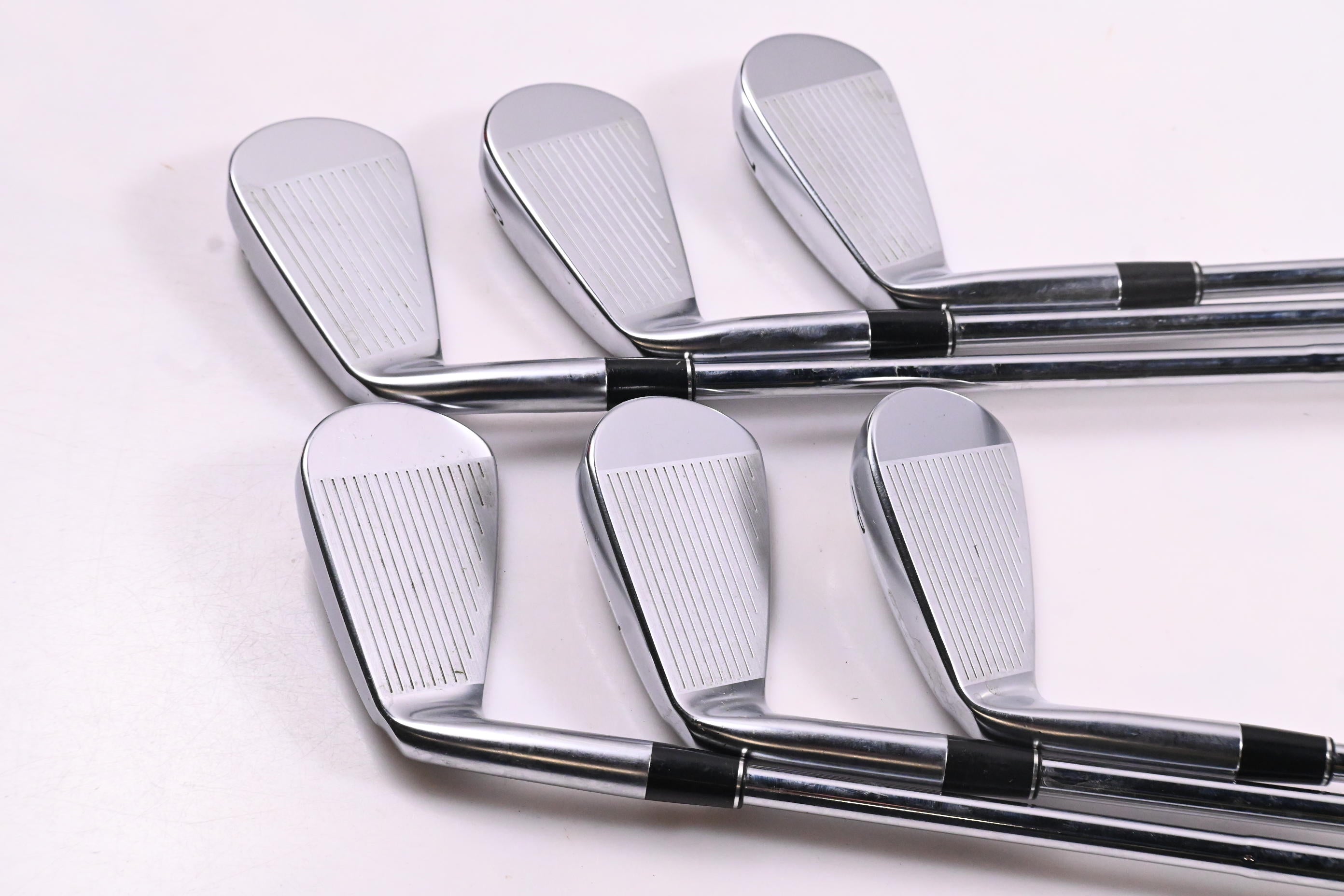 Srixon ZXi5 Irons / 5-PW / Stiff Flex Dynamic Gold Mid 115 S300 Shafts