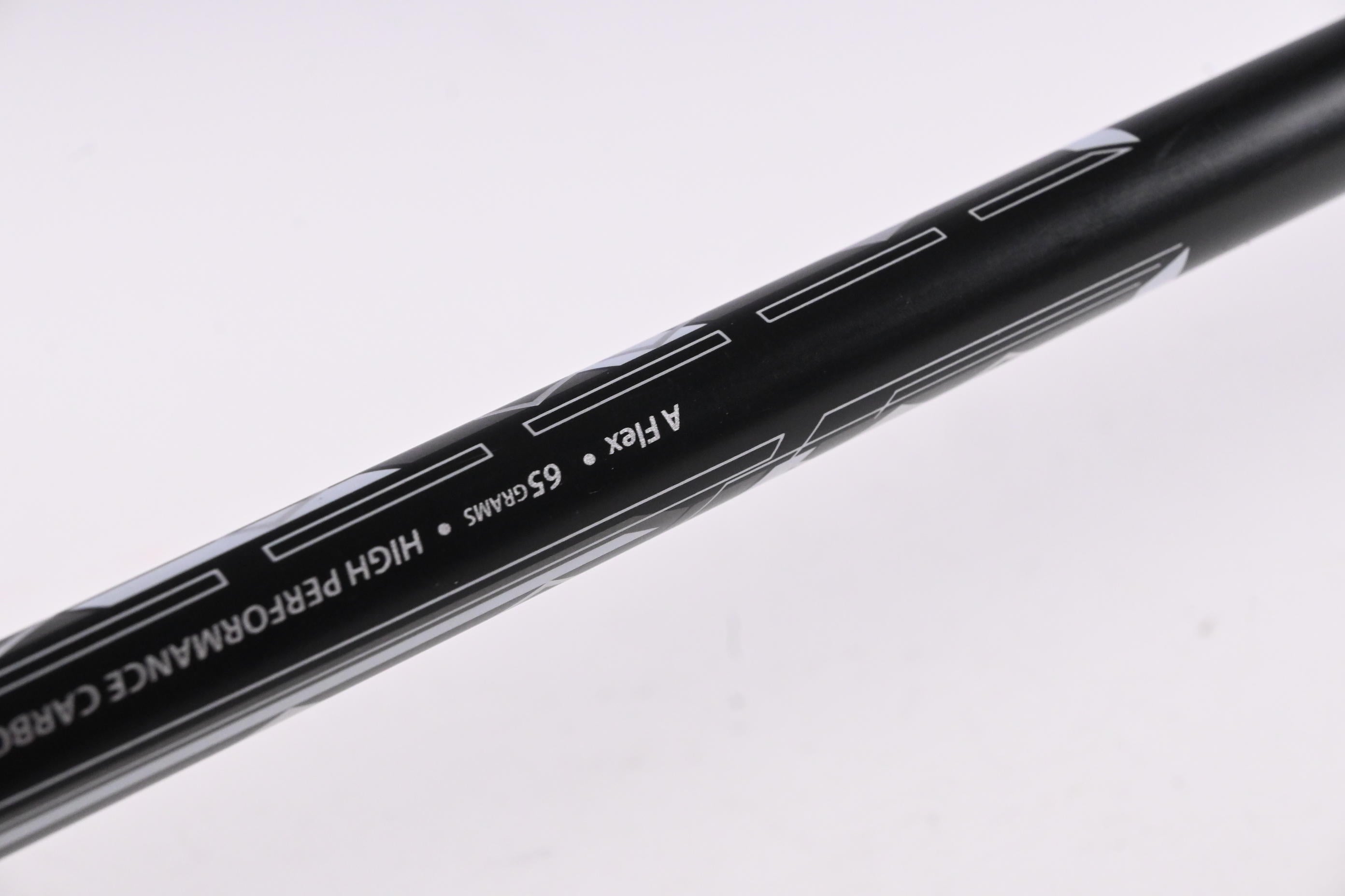 Wilson Launch Pad #3 Hybrid / 19.5 Degree / Senior Flex UST Mamiya Helium Black
