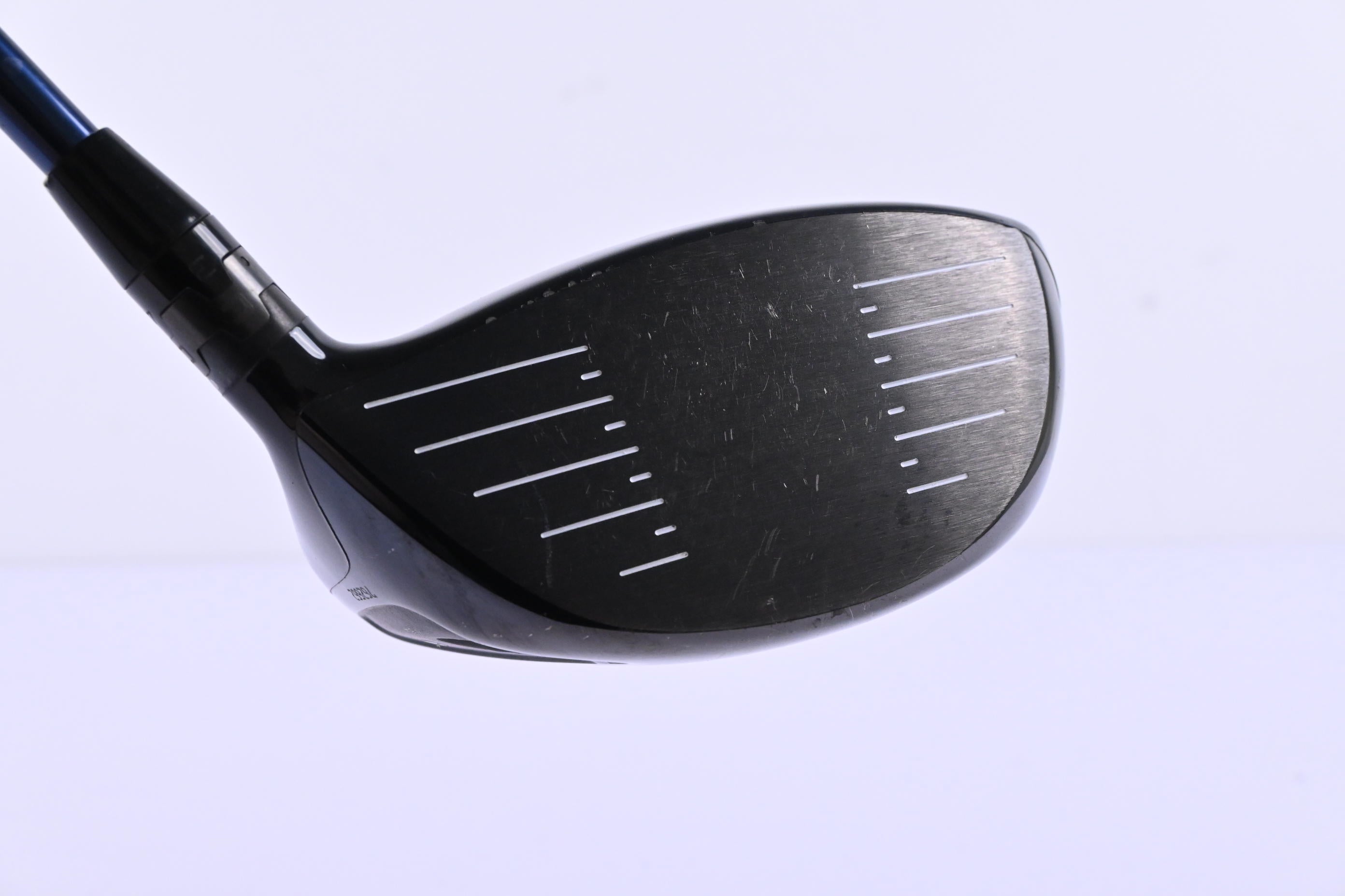 Left Hand Titleist 910 D2 Driver / 10.5 Degree / Regular Flex Diamana Kai'li 65