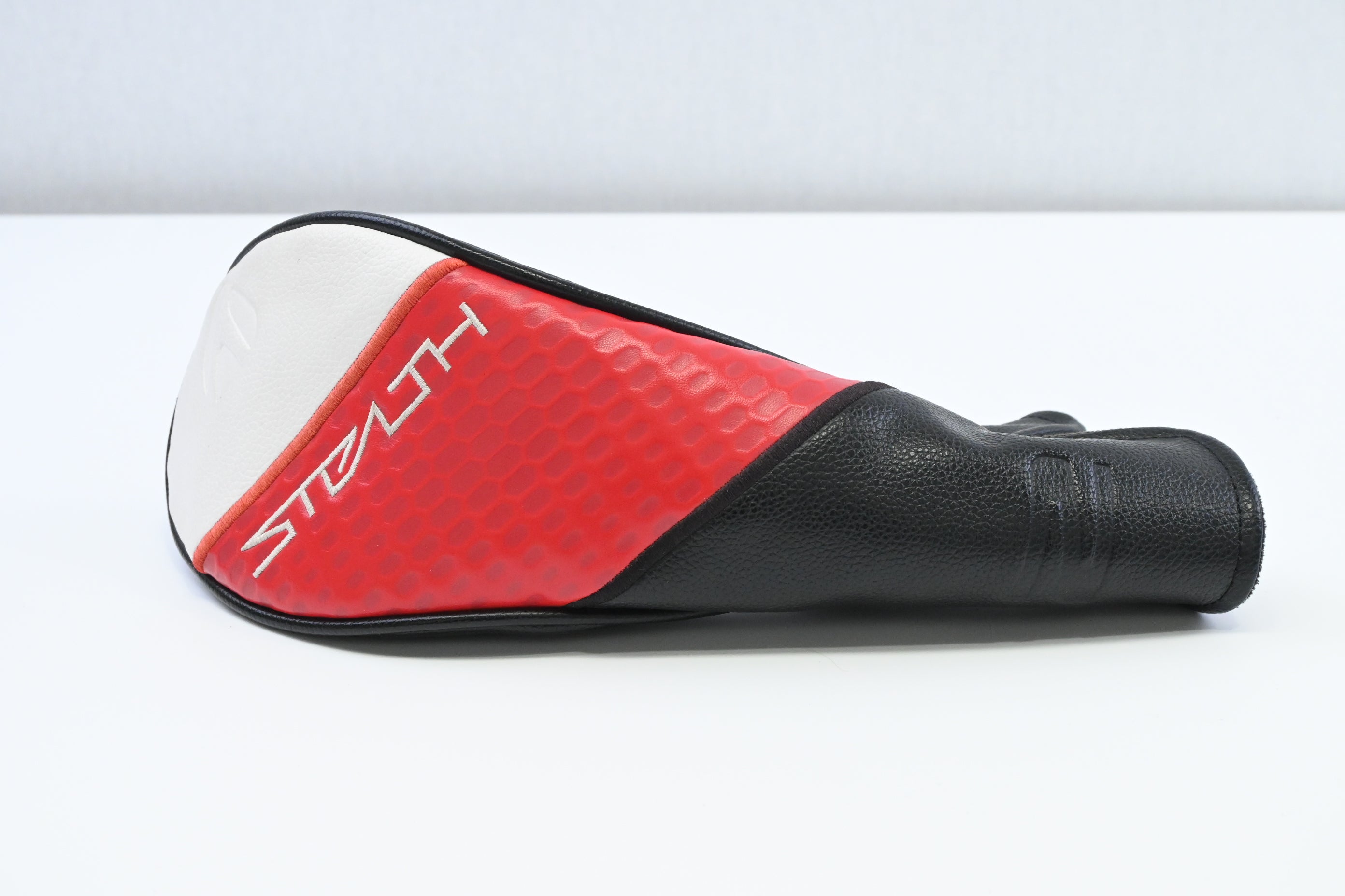 Taylormade Stealth 2 Plus #5 Wood / 18 Degree / Regular Flex Kai'li Red 65 Shaft