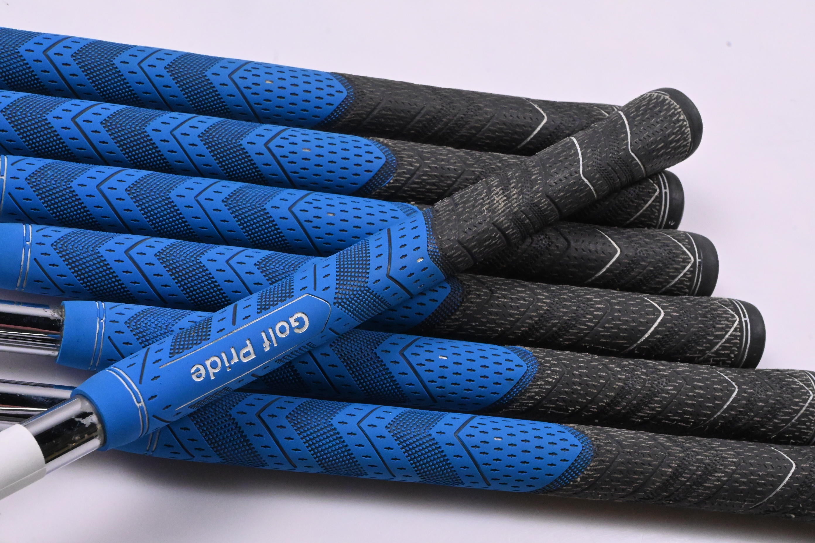 Srixon Z-565 Irons / 4-PW / Stiff Flex Project X LZ 120 Shafts