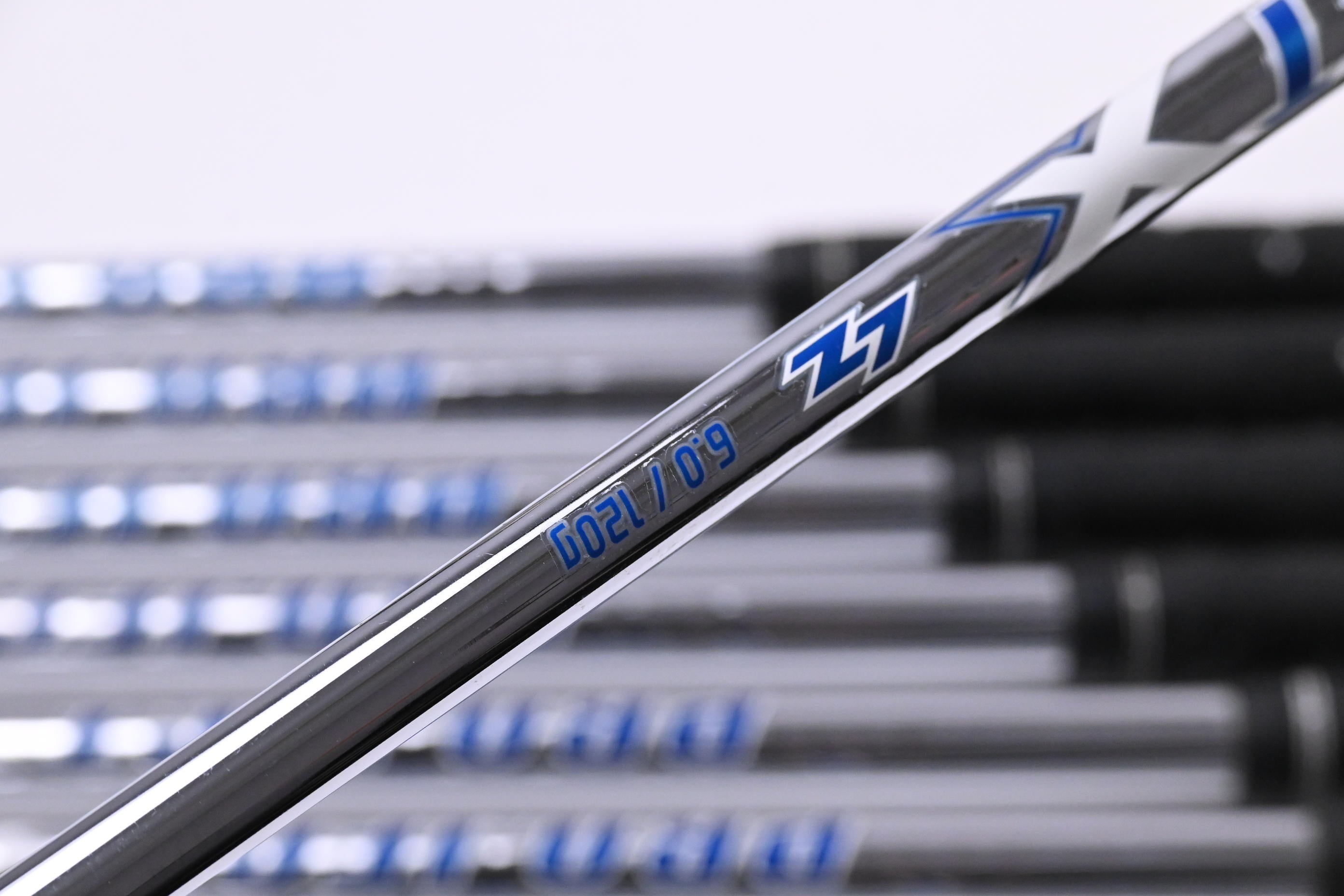 Ping i210 Irons / 3-PW / Black Dot / Stiff Flex Project X LZ 120 Shafts