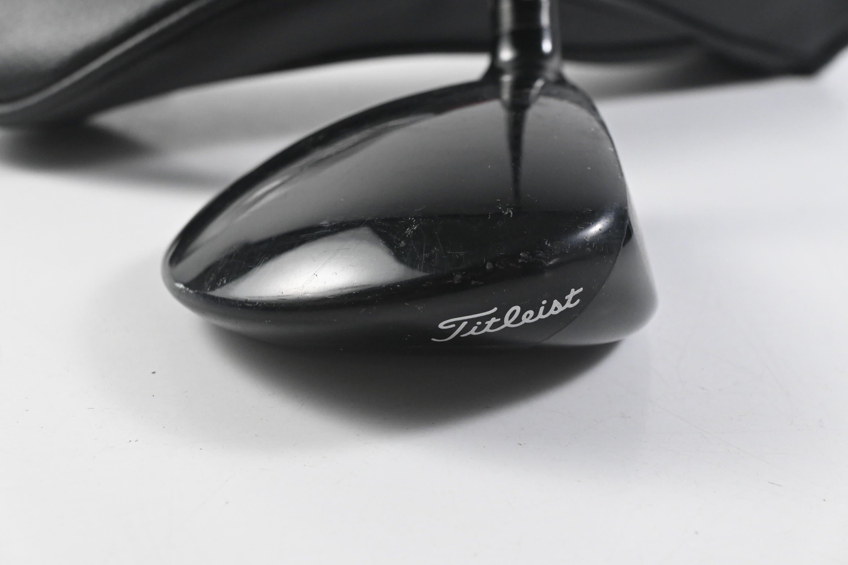 Titleist GT2 #3 Wood / 16.5 Degree / Stiff Flex HZRDUS Black 70 Shaft