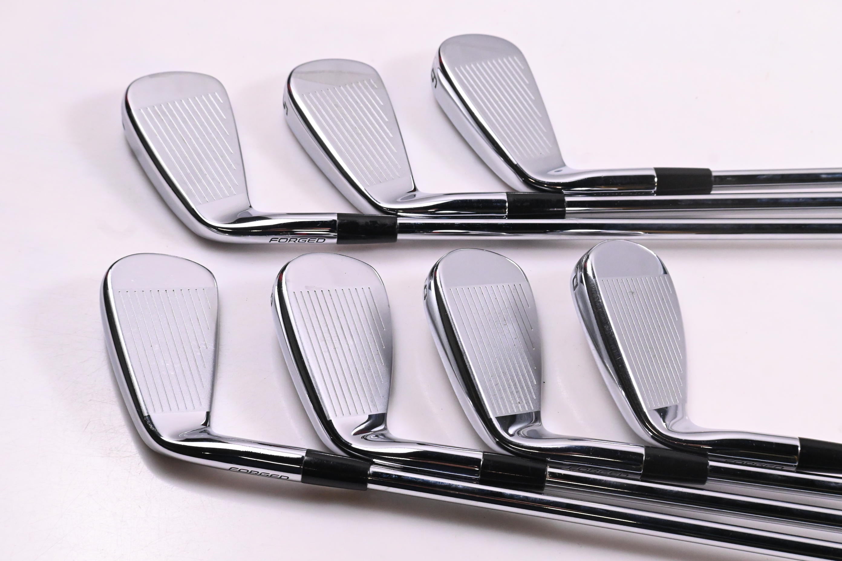 Kirkland Signature Irons / 4-PW / Regular Flex True Temper Elevate Shafts