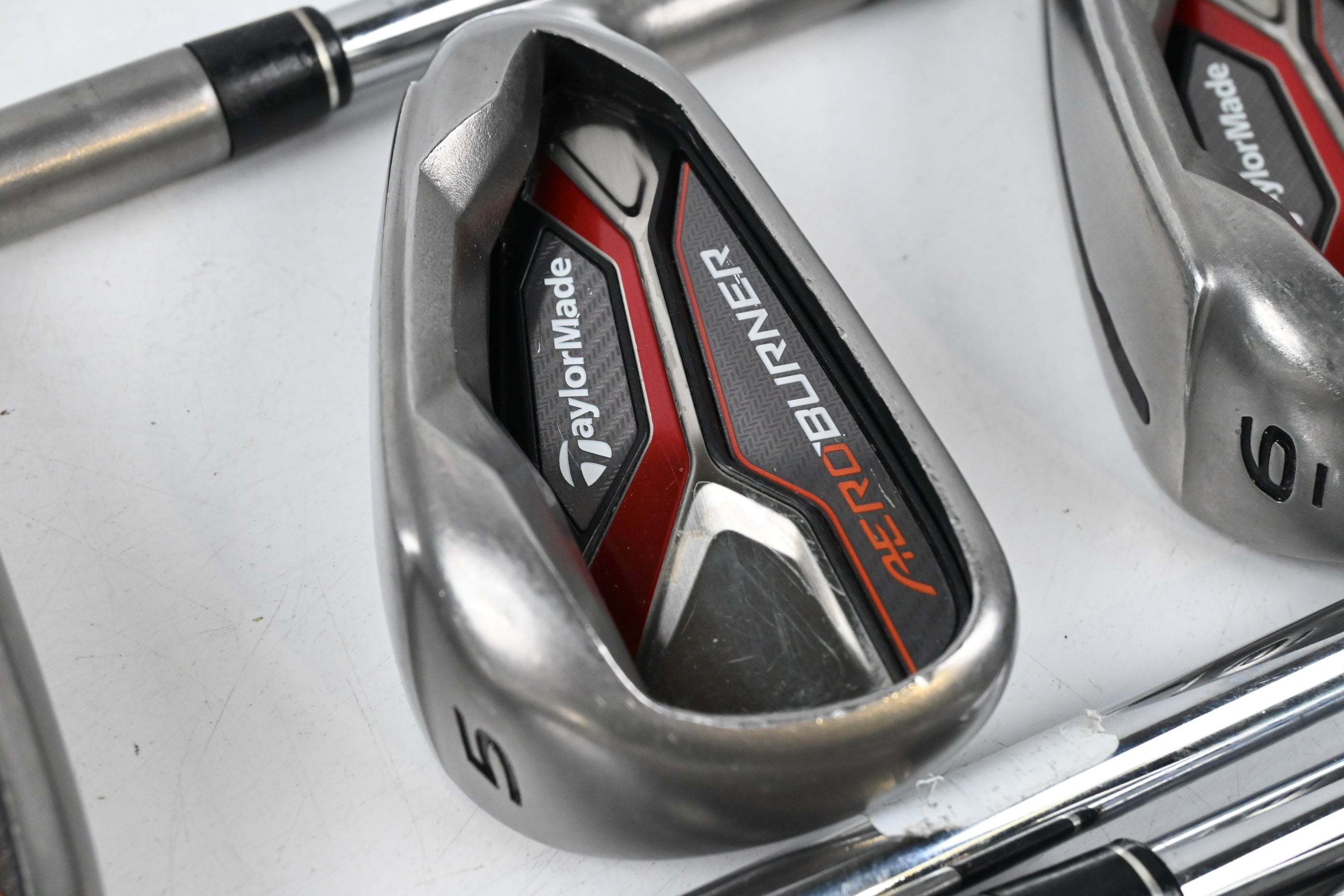 Taylormade Aeroburner Irons / 4-PW / Stiff Flex Reax Steel 88 Shafts