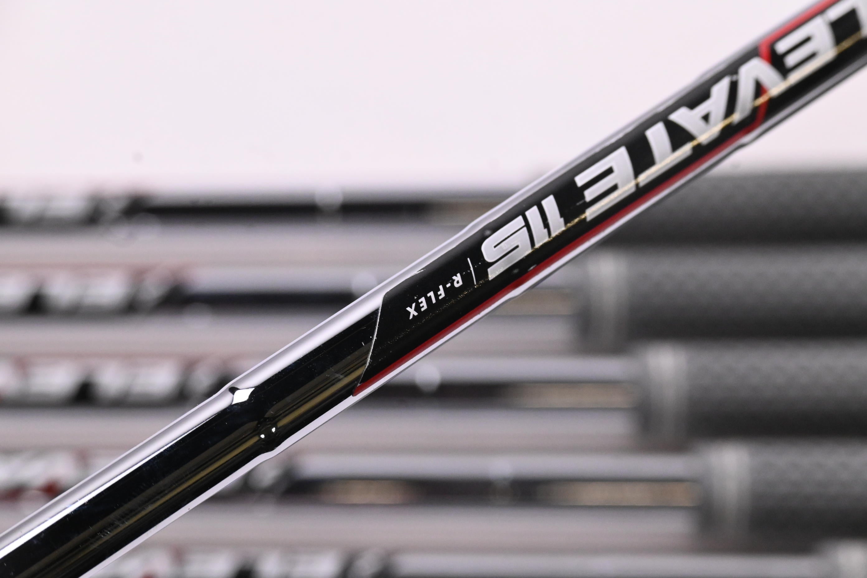Kirkland Signature Irons / 4-PW / Regular Flex True Temper Elevate Shafts