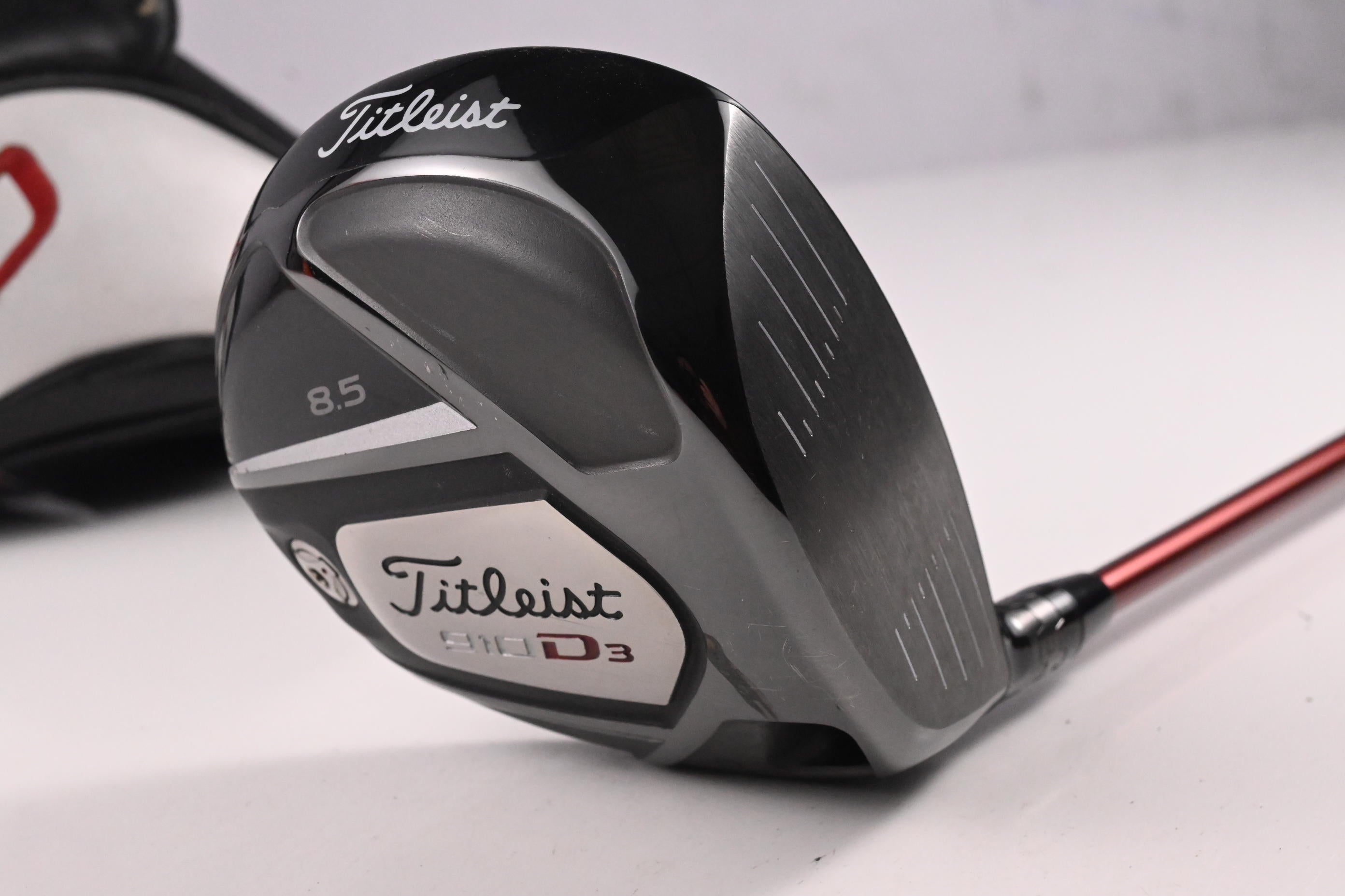 Titleist 910 D3 Driver / 8.5 Degree / Regular Flex Diamana 'ilima 61 Shaft