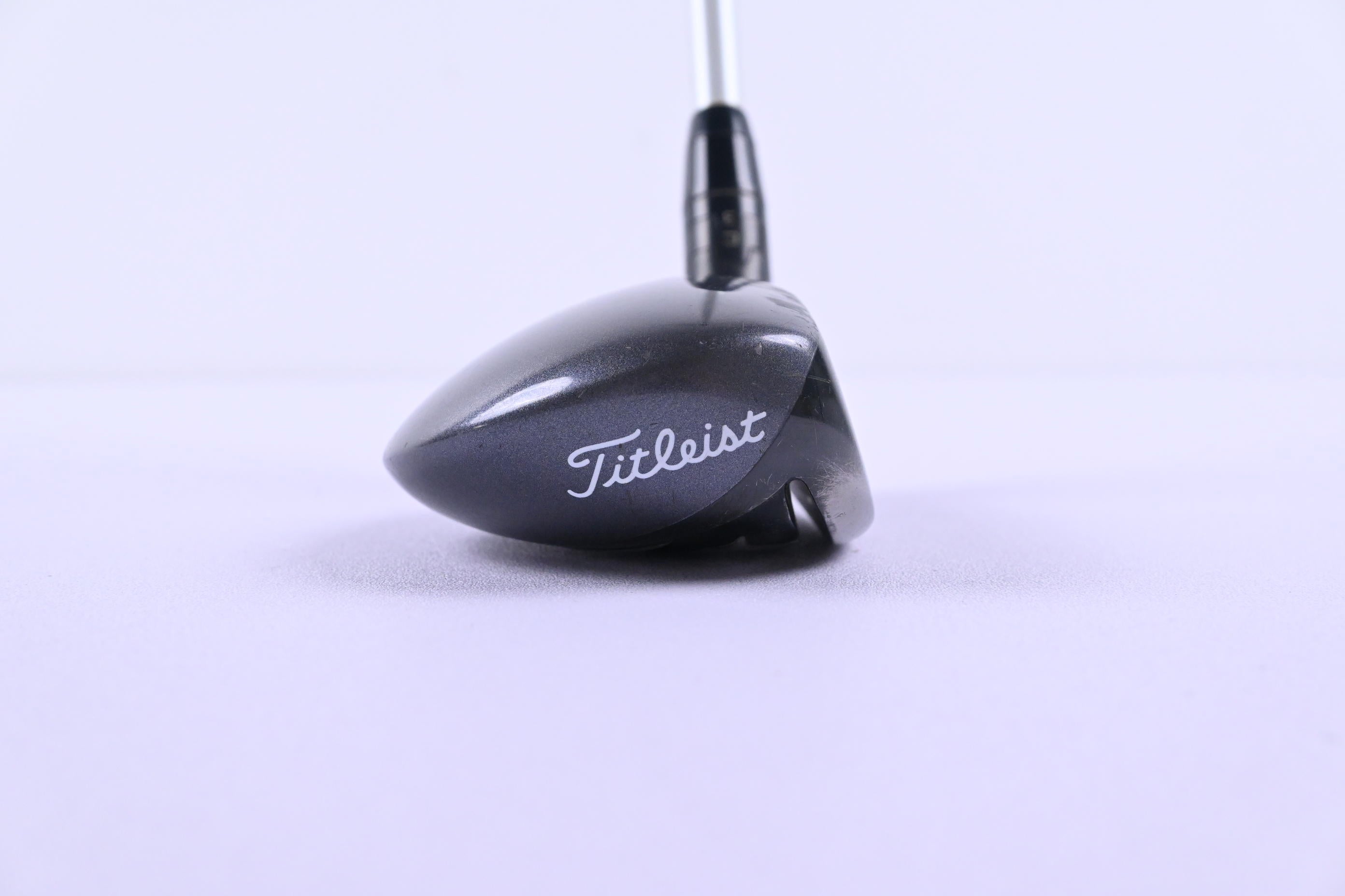Titleist 816 H1 #3 Hybrid / 19 Degree / Stiff Flex Aldila Rogue Black 95 Shaft