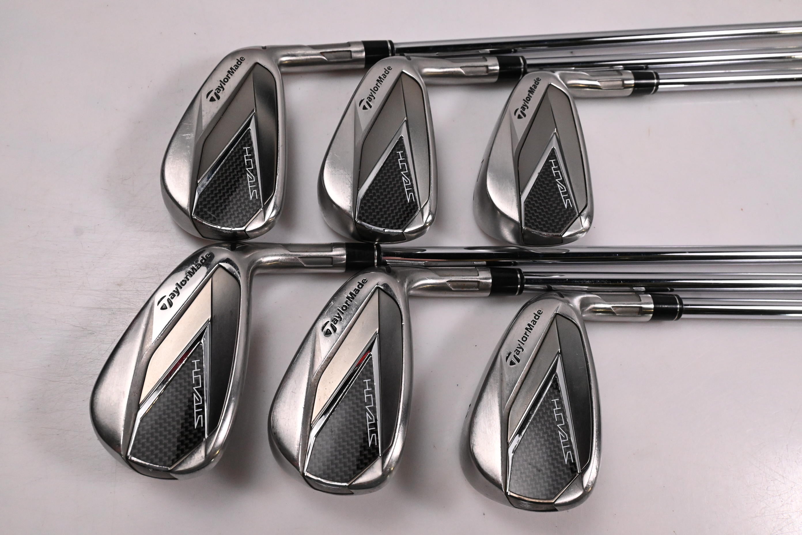 Taylormade Stealth Irons / 5-PW / Regular Flex Dynamic Gold 95 R300 Shafts