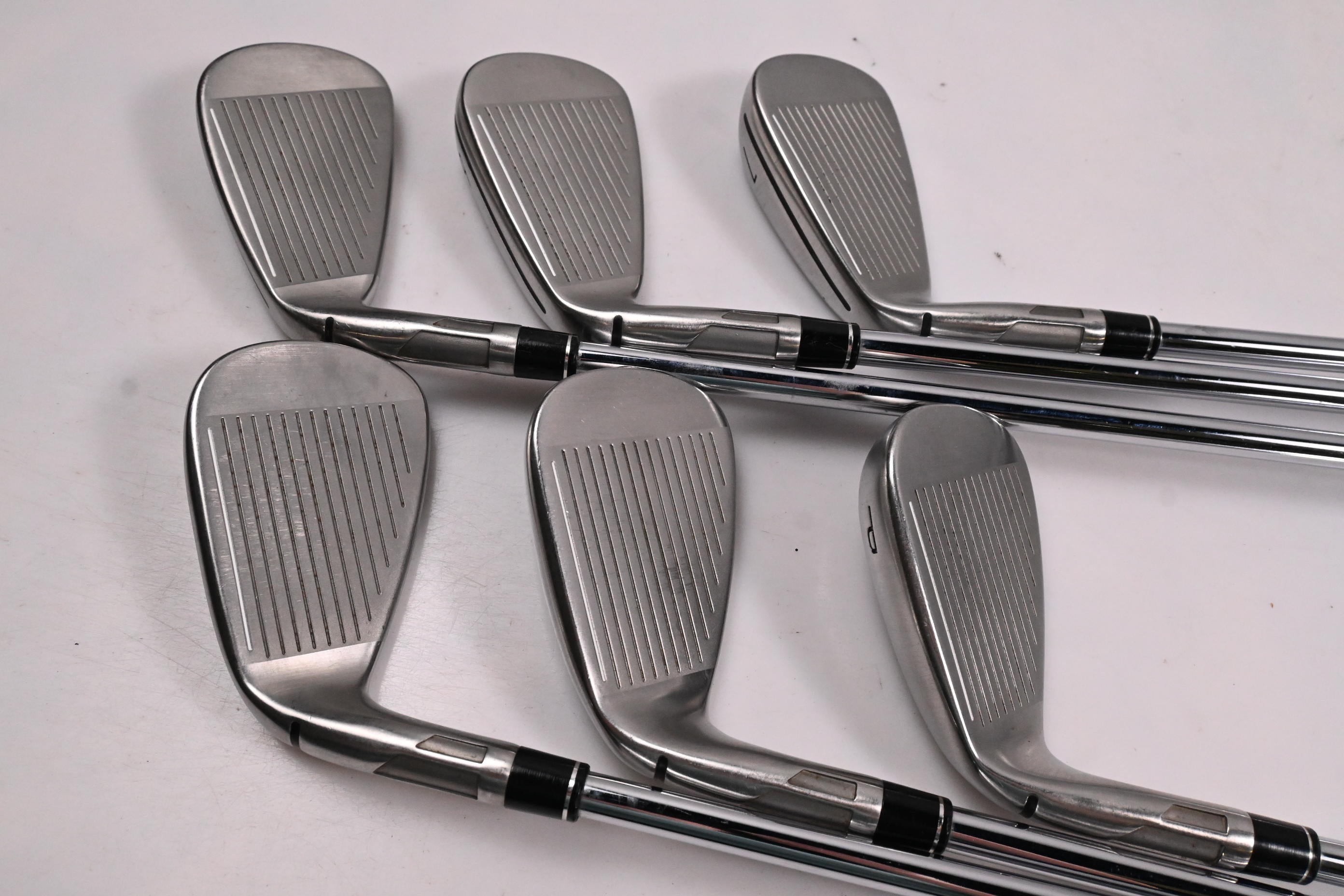 Taylormade Stealth Irons / 5-PW / Regular Flex Dynamic Gold 95 R300 Shafts