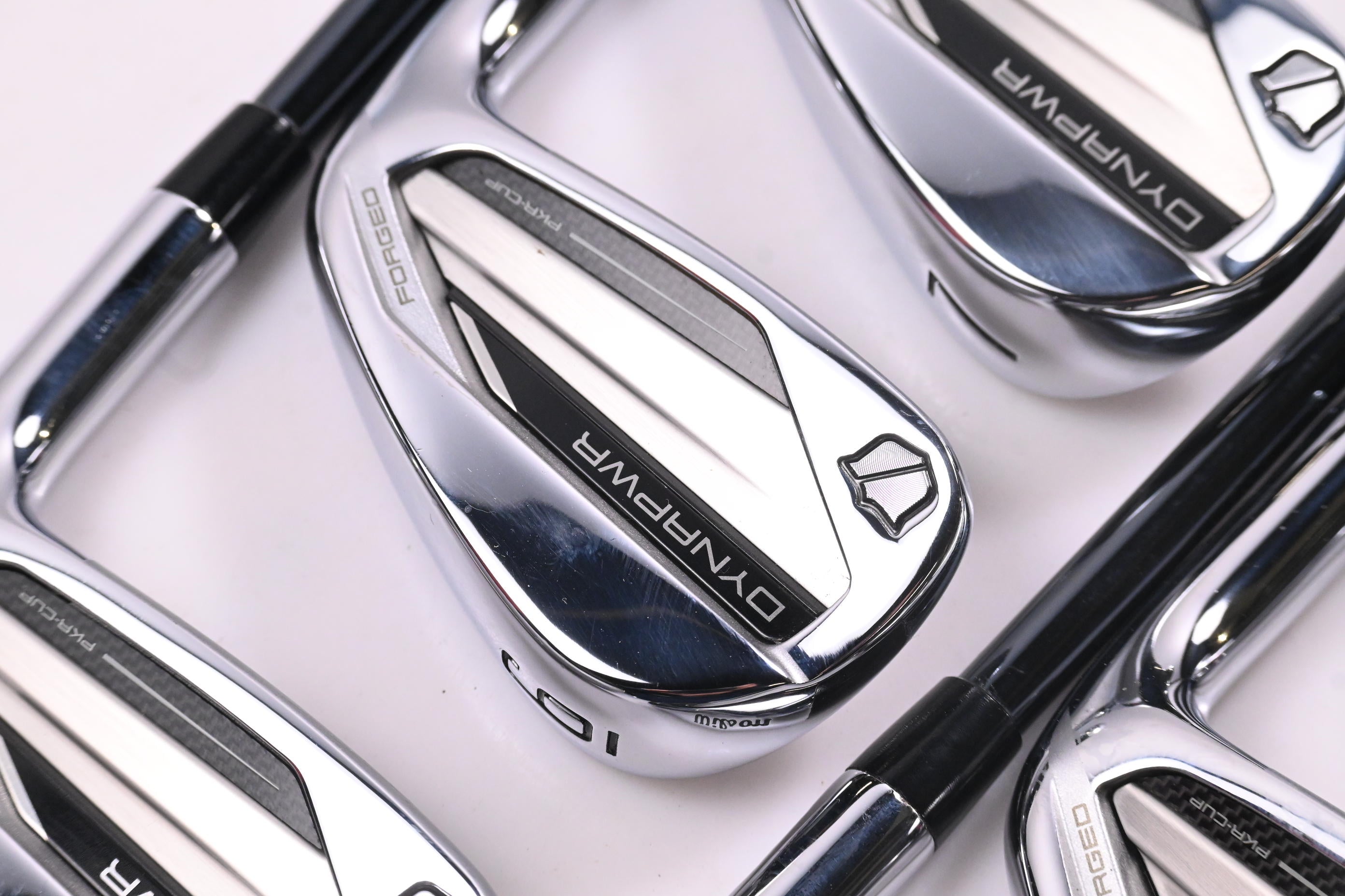 Wilson DYNAPWR 2026 Forged Irons / 5-PW / Regular Flex UST Recoil Dart 70 Shaft