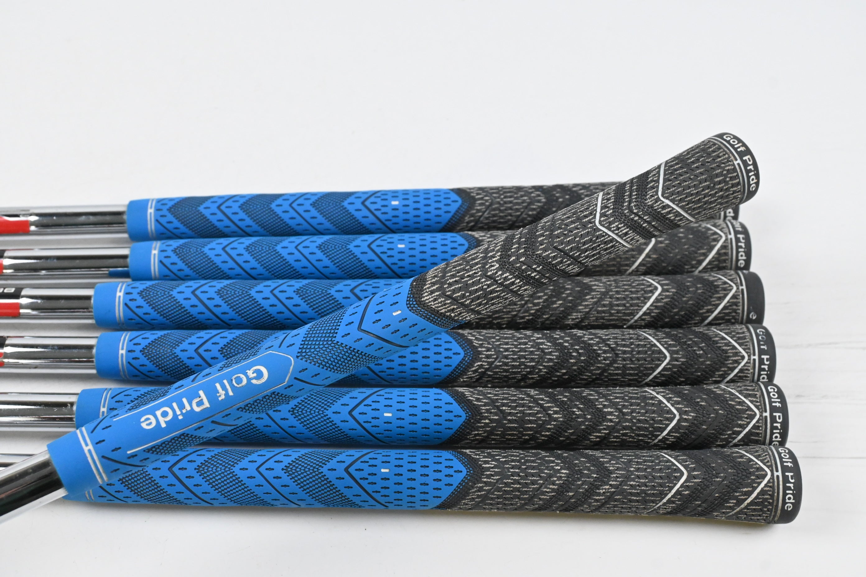 Taylormade Aeroburner Irons / 4-PW / Stiff Flex Reax Steel 88 Shafts