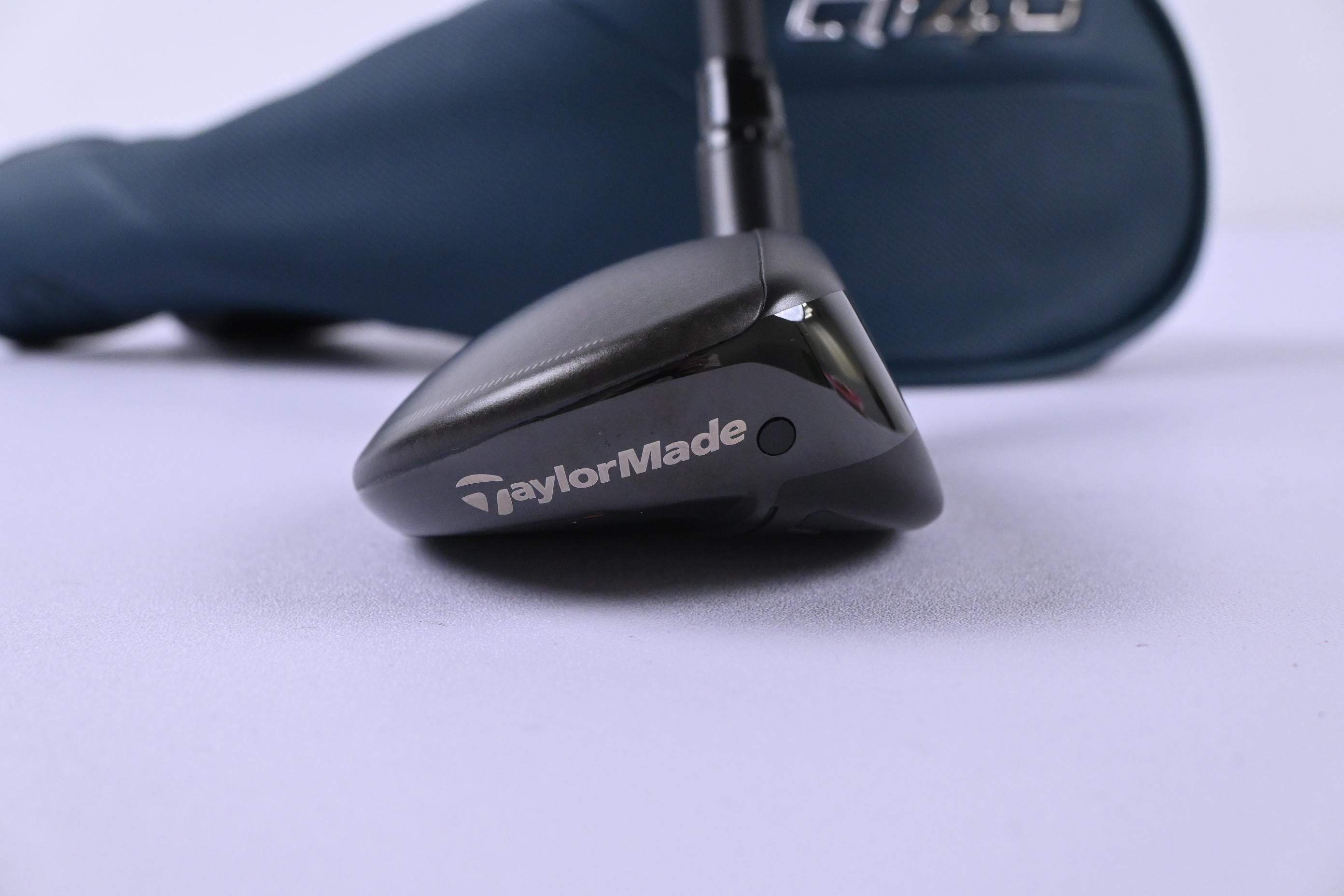 Taylormade Qi4D #4 Hybrid / 22 Degree / Regular Flex KBS REAX 65 Shaft