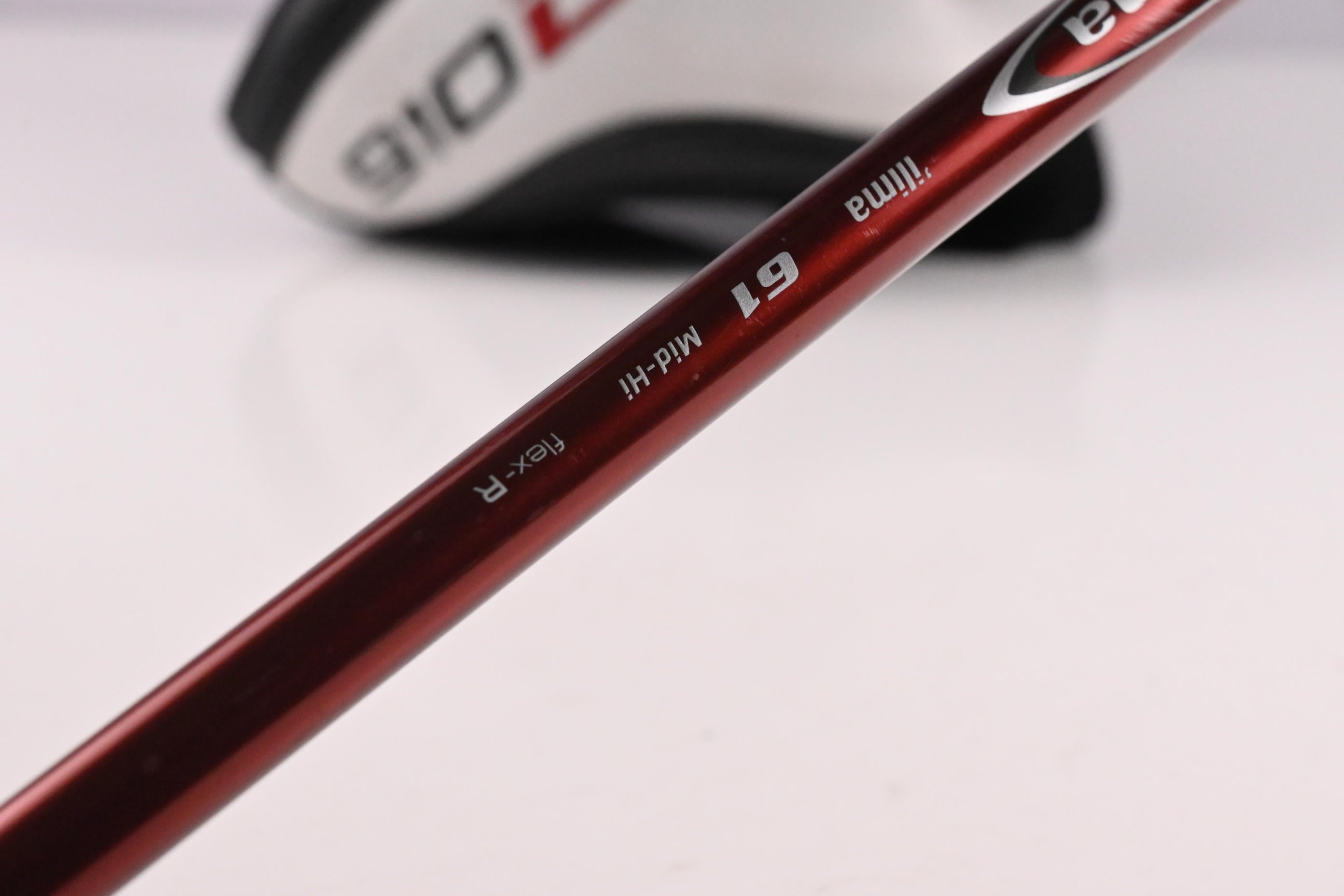 Titleist 910 D3 Driver / 8.5 Degree / Regular Flex Diamana 'ilima 61 Shaft