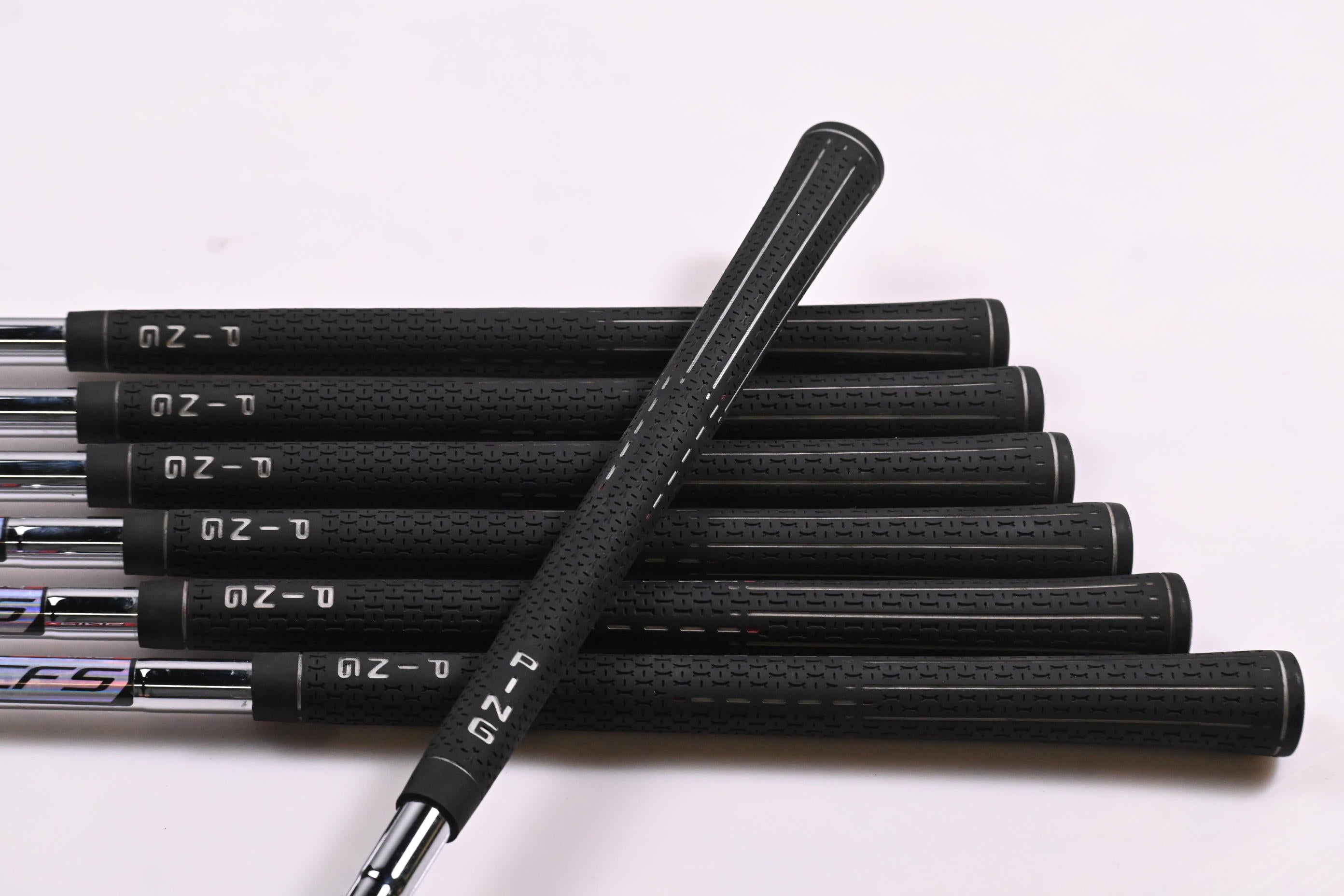 Ping G25 Irons / 5-PW+SW / Black Dot / Regular Flex Ping CFS Shafts