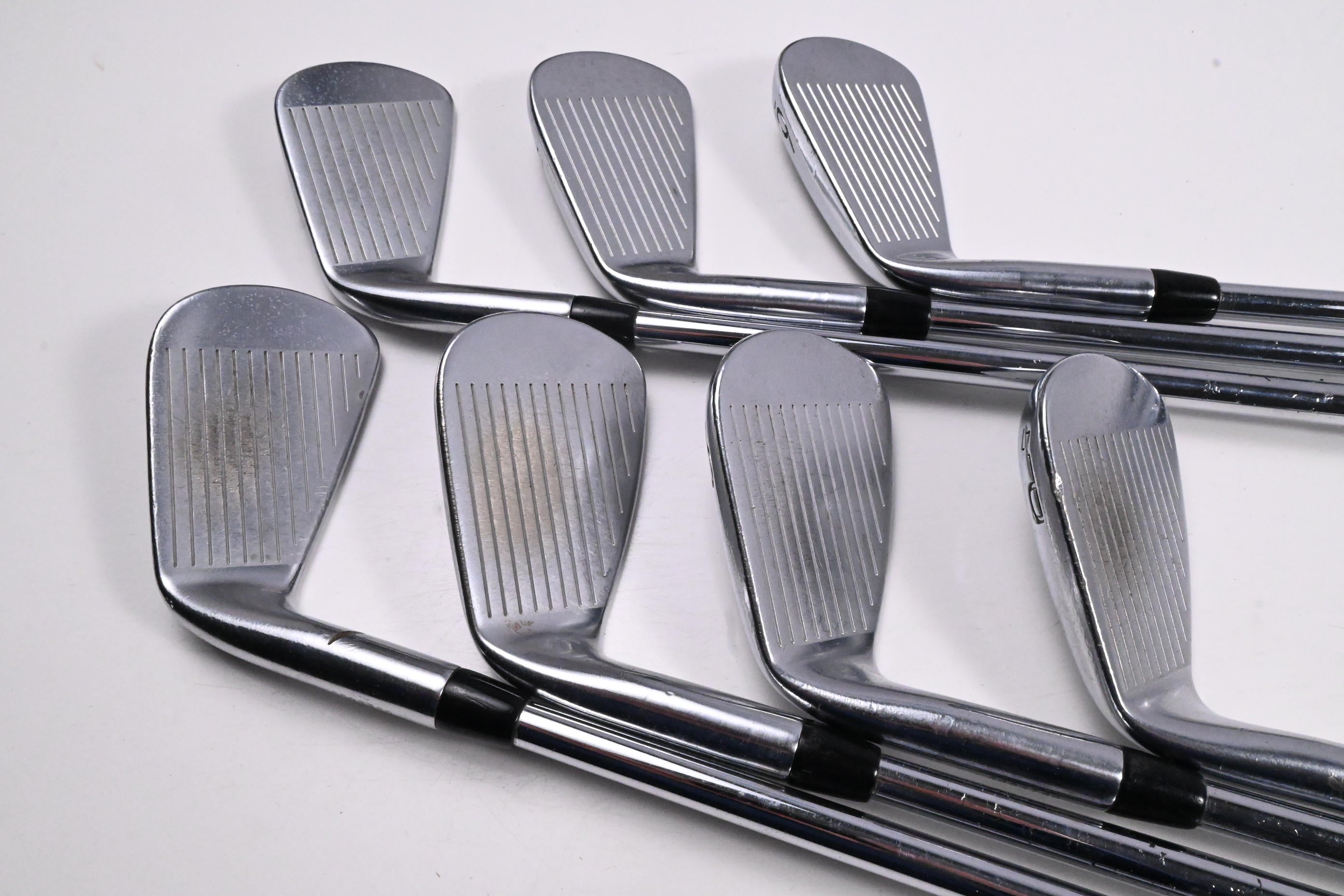 Titleist 620 MB Irons / 4-PW / TX-Flex Dynamic Gold X Seven Shafts