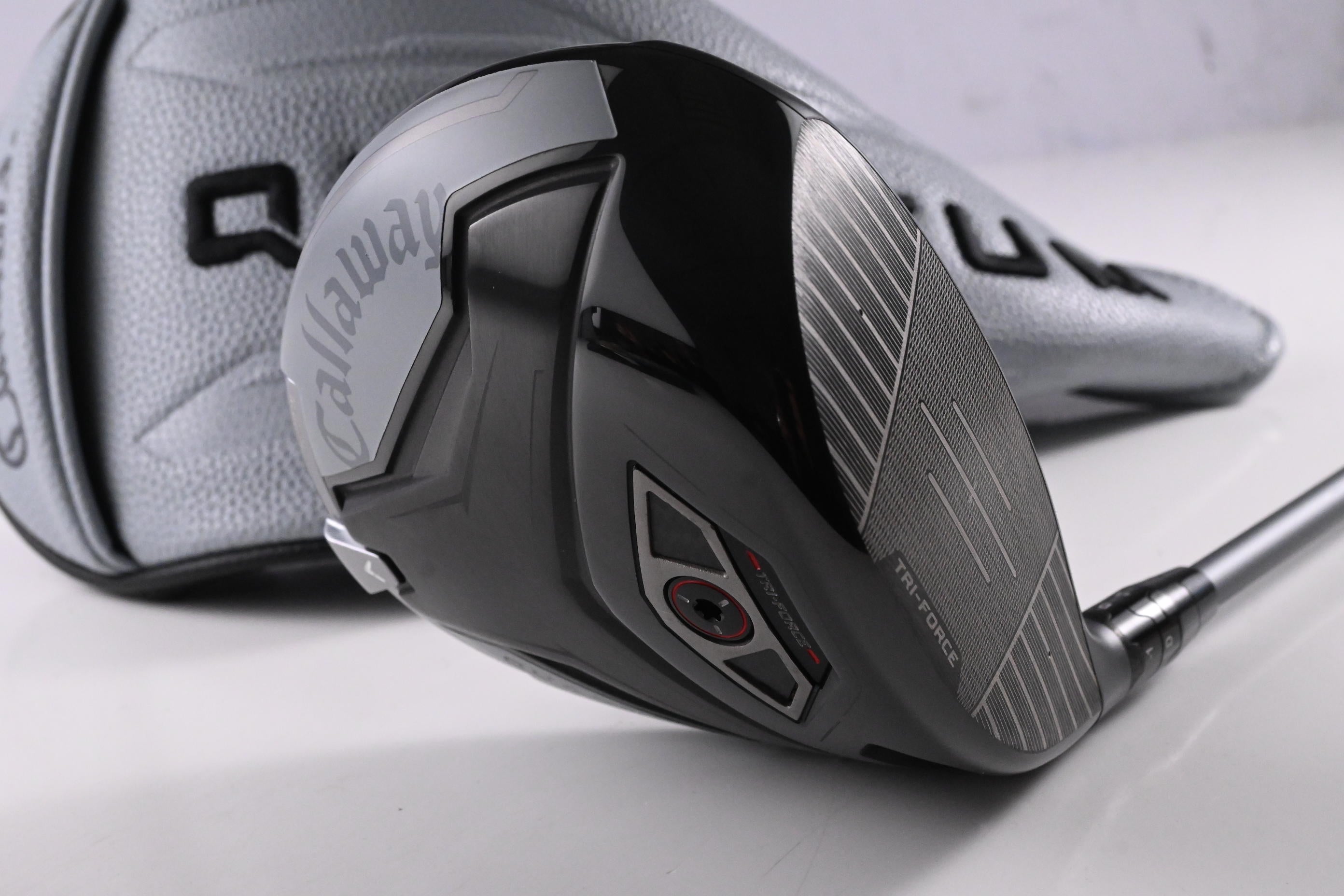 Callaway Quantum Max Driver / 12 Degree / Regular Flex Denali Frost 50 Shaft