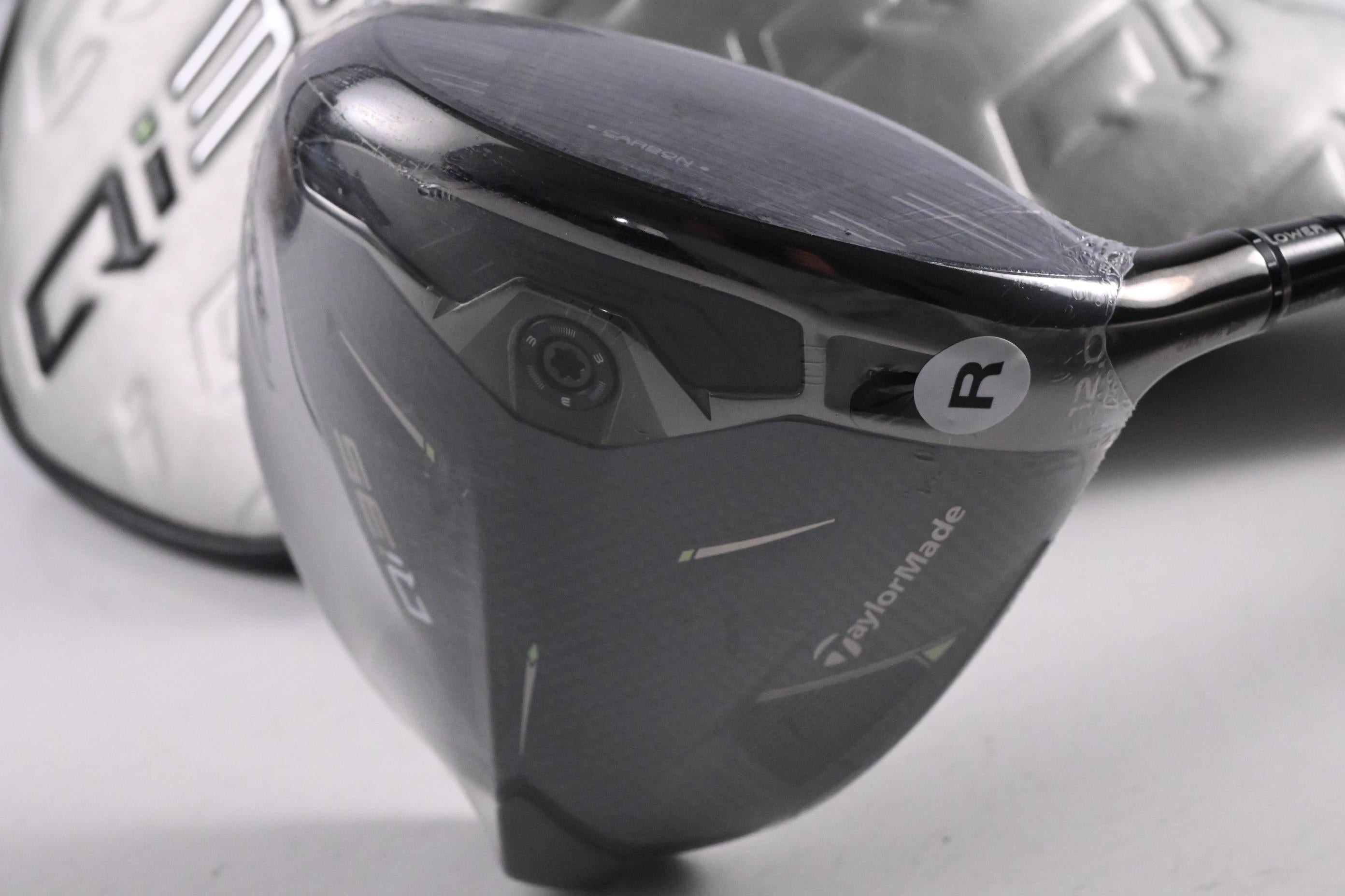 Taylormade Qi35 Driver / 12 Degree / Regular Flex Fujikura Air Speeder 50 Shaft