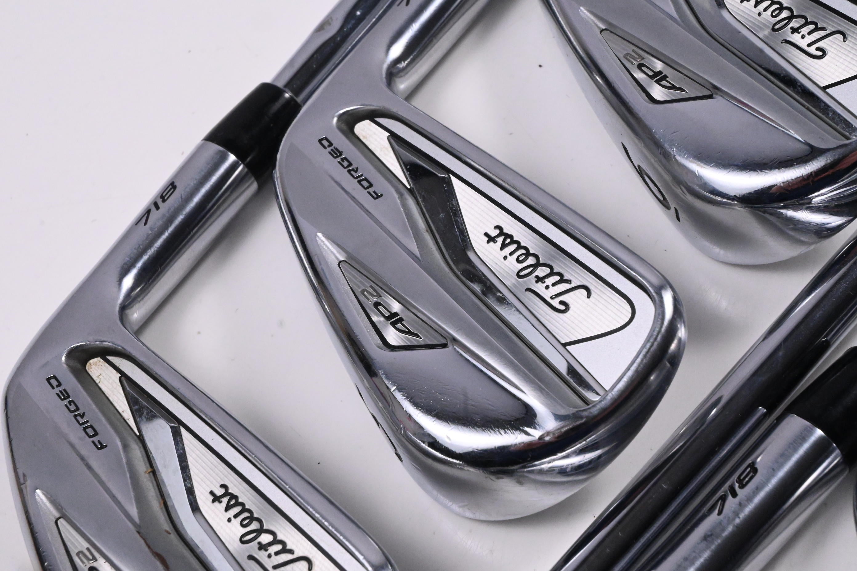 Titleist 718 AP2 Irons / 4-PW / Stiff Flex Project X Rifle Shafts