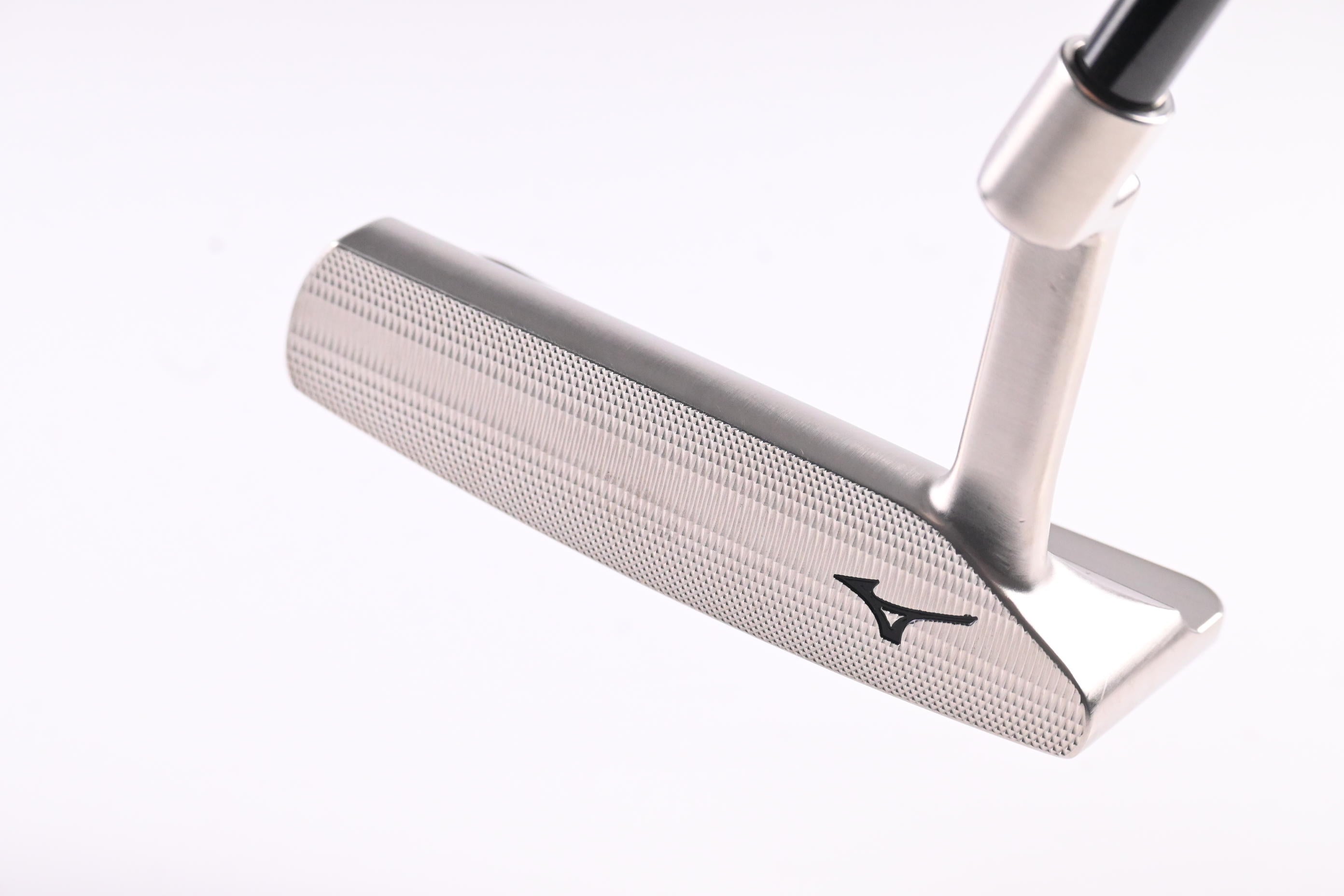 Mizuno M-Craft White Satin Putter / 33.5 Inch